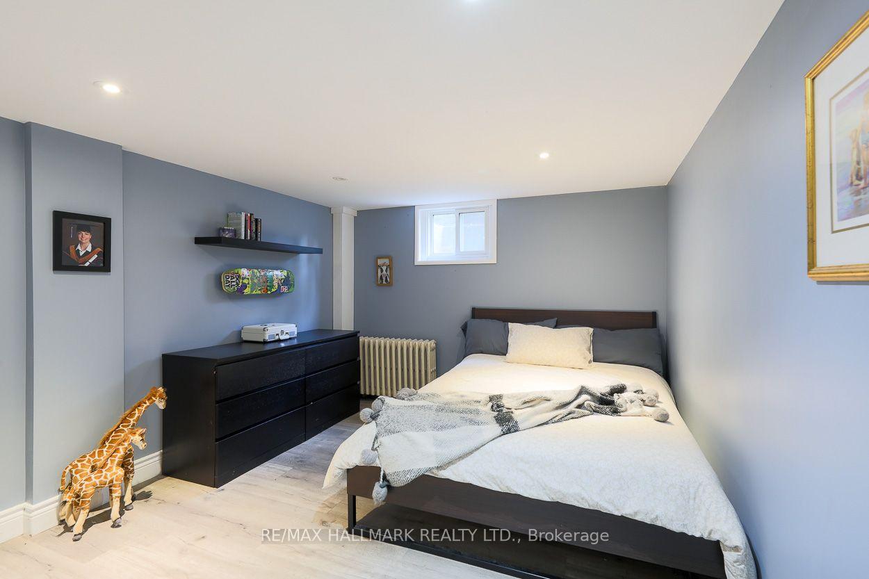Photo 24 of 110 Lakeside Avenue, Scarborough, Birchcliffe-Cliffside — HOMEH