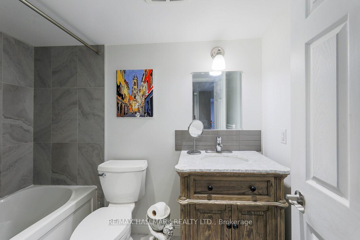 Photo 25 of 110 Lakeside Avenue, Scarborough, Birchcliffe-Cliffside — HOMEH