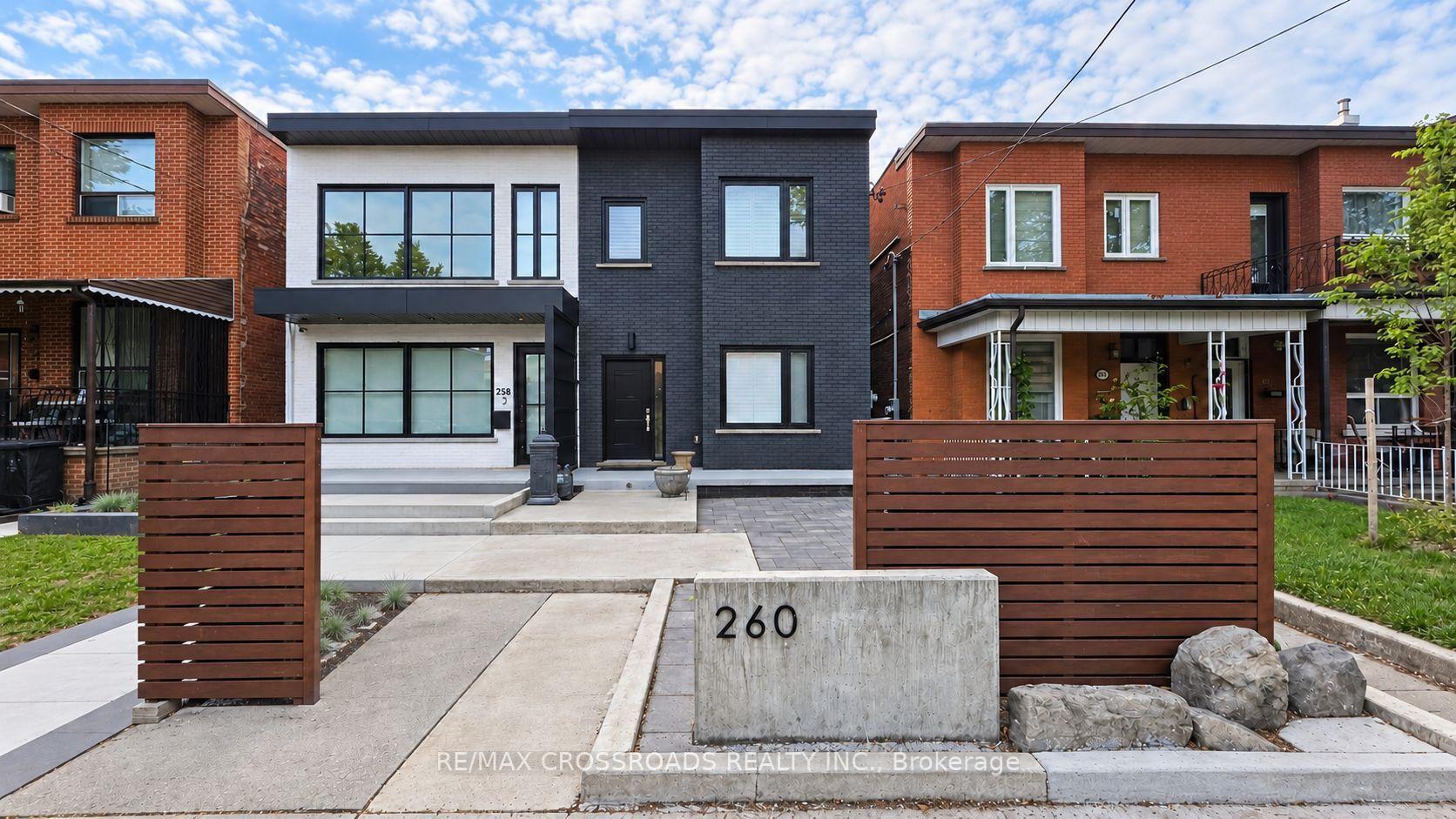 Photo of 260 Clinton Street