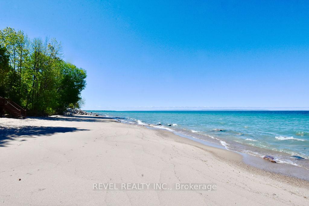Photo 32 of 39 Domar Road, Tiny, Rural Tiny — HOMEH