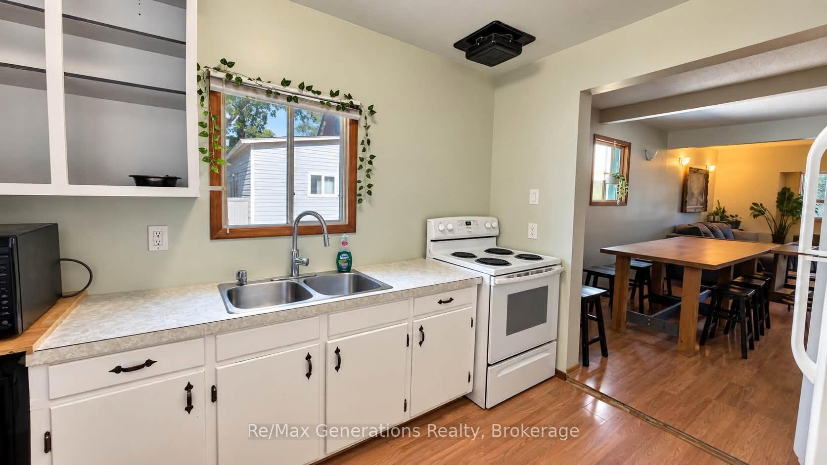 Photo 6 of 230 Secord Street, Thunder Bay, Court / Cumberland — HOMEH