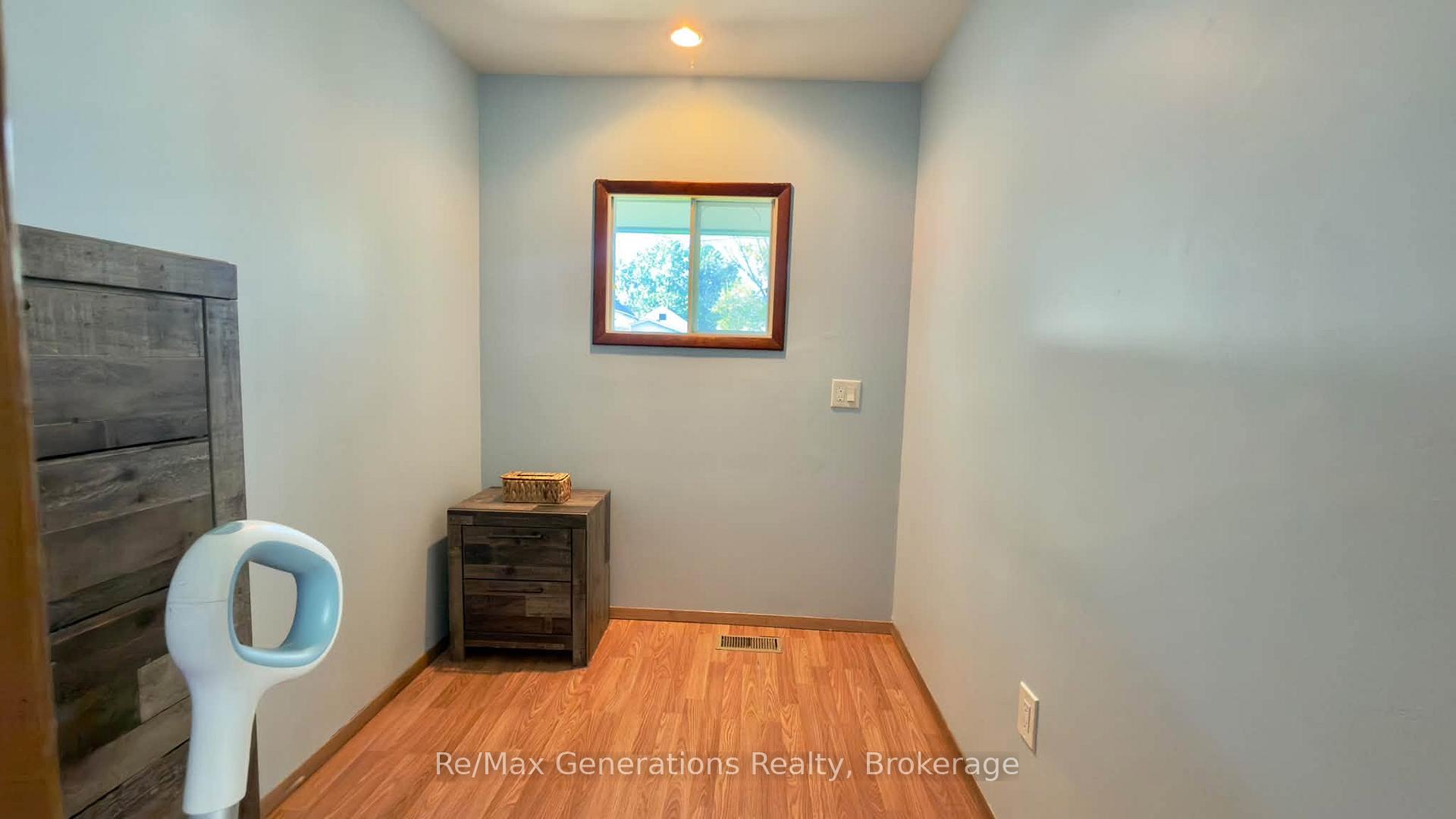 Photo 9 of 230 Secord Street, Thunder Bay, Court / Cumberland — HOMEH