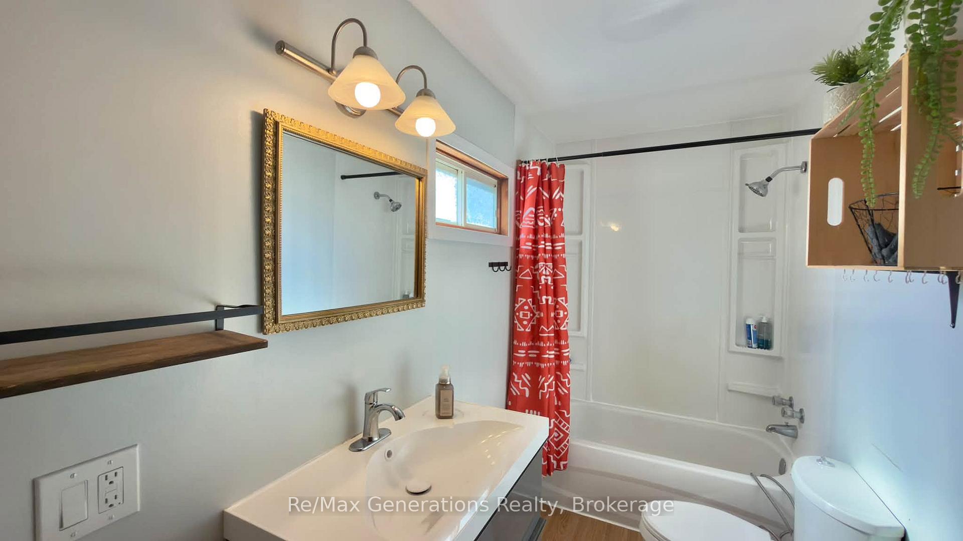 Photo 14 of 230 Secord Street, Thunder Bay, Court / Cumberland — HOMEH