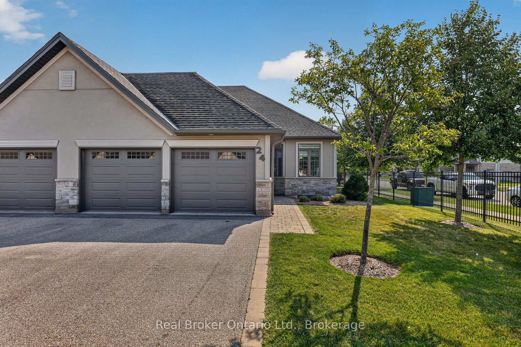 Photo 1 of Unit 24, 247 Munnoch Boulevard, Woodstock, Woodstock - North — HOMEH