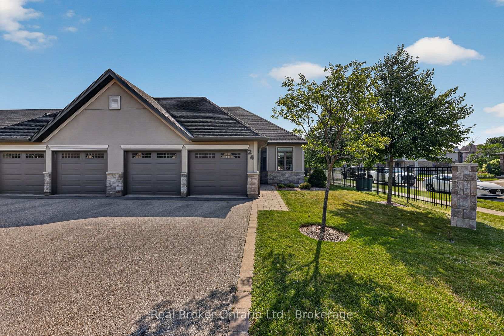 Photo 4 of Unit 24, 247 Munnoch Boulevard, Woodstock, Woodstock - North — HOMEH