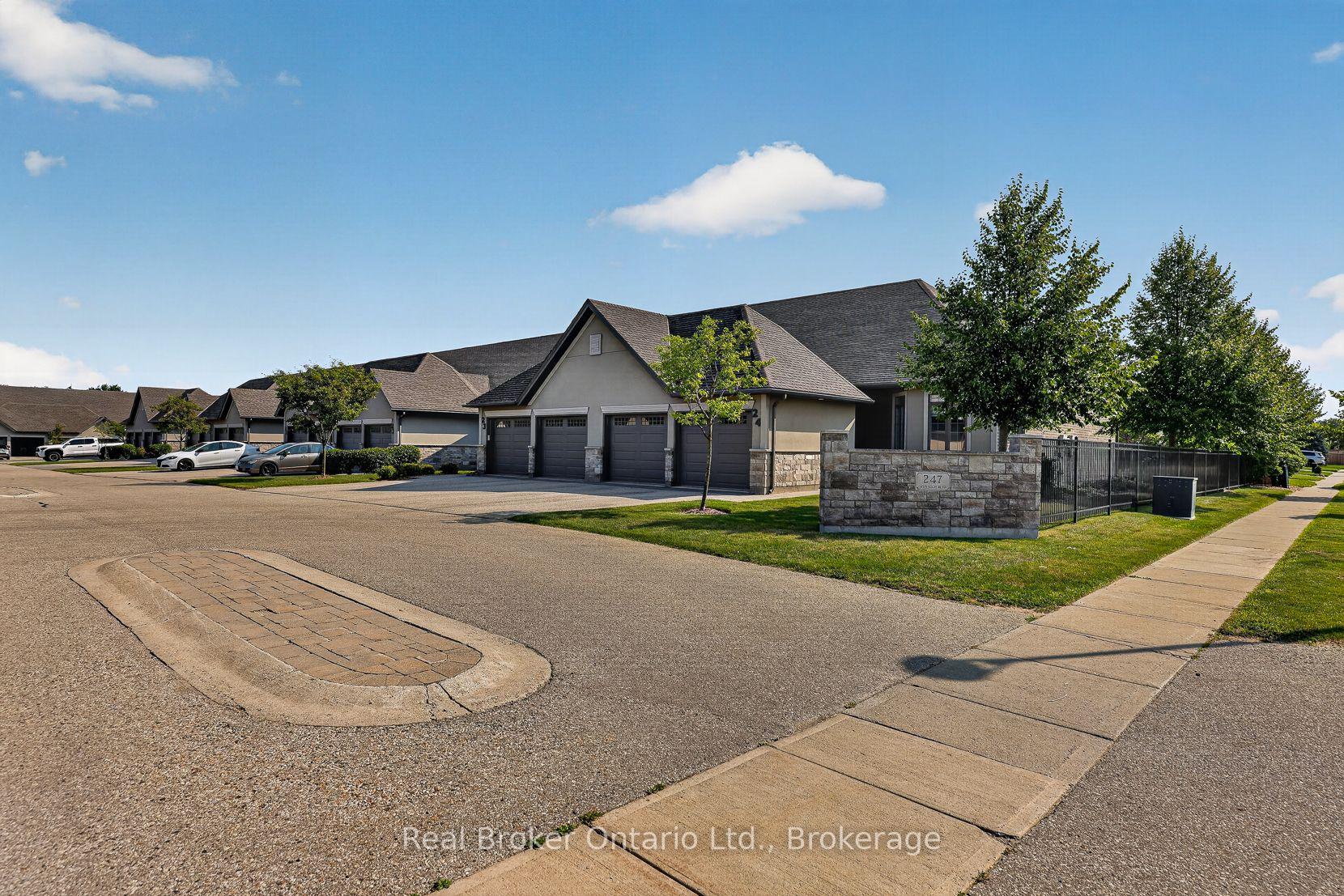 Photo 5 of Unit 24, 247 Munnoch Boulevard, Woodstock, Woodstock - North — HOMEH