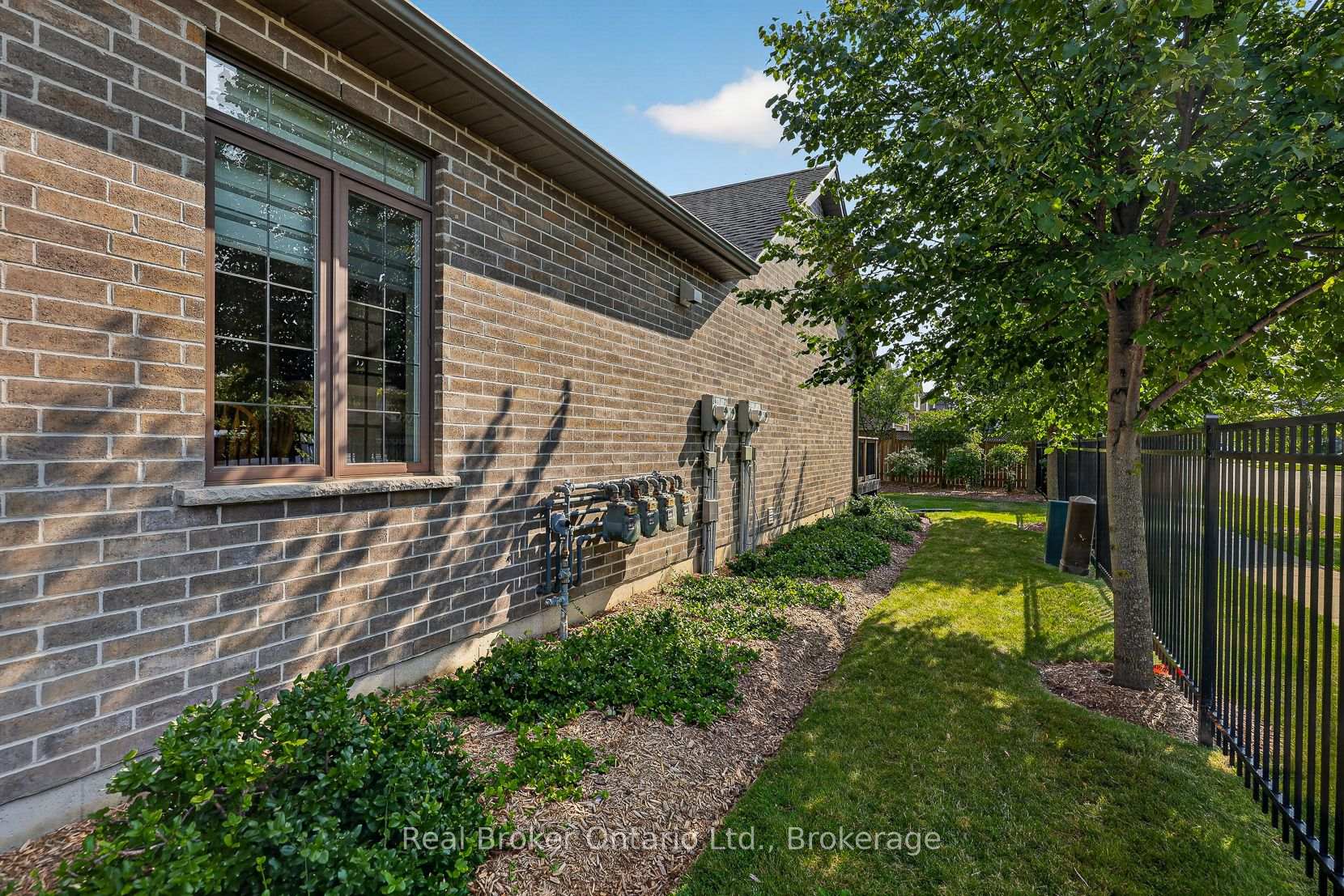 Photo 8 of Unit 24, 247 Munnoch Boulevard, Woodstock, Woodstock - North — HOMEH