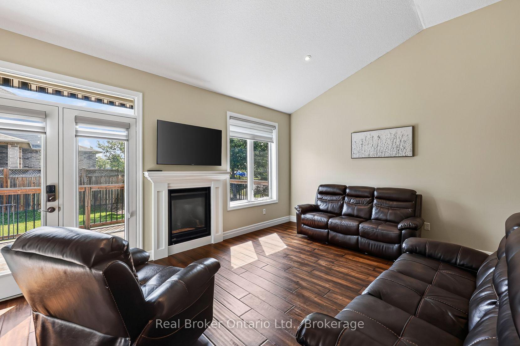 Photo 21 of Unit 24, 247 Munnoch Boulevard, Woodstock, Woodstock - North — HOMEH
