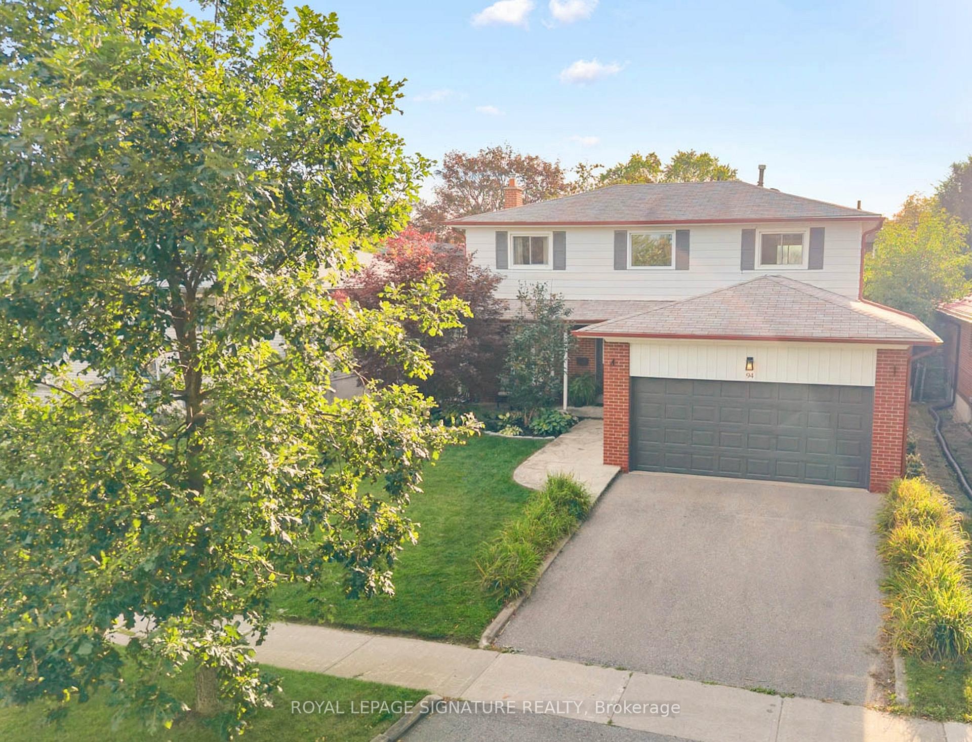 Photo 3 of 94 Clappison Boulevard, Scarborough, Centennial Scarborough — HOMEH