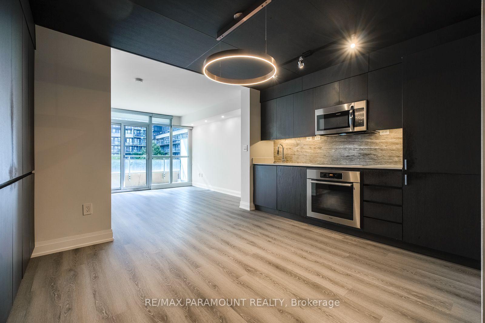 Photo 3 of Unit 555, 10 Capreol Court, Toronto, Waterfront Communities — HOMEH