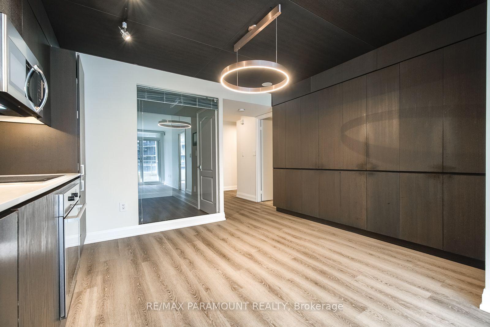 Photo 4 of Unit 555, 10 Capreol Court, Toronto, Waterfront Communities — HOMEH