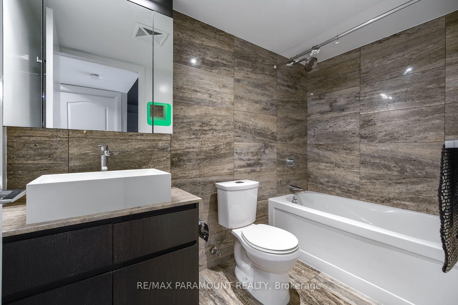 Photo 11 of Unit 555, 10 Capreol Court, Toronto, Waterfront Communities — HOMEH