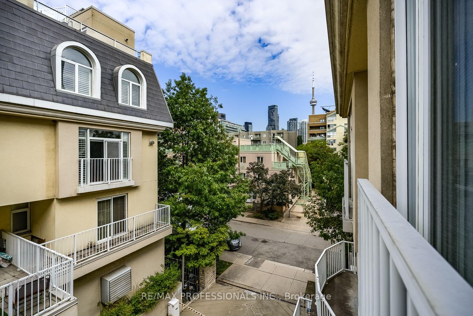 Photo 19 of Unit 327, 32 Stadium Road, Toronto, Niagara — HOMEH