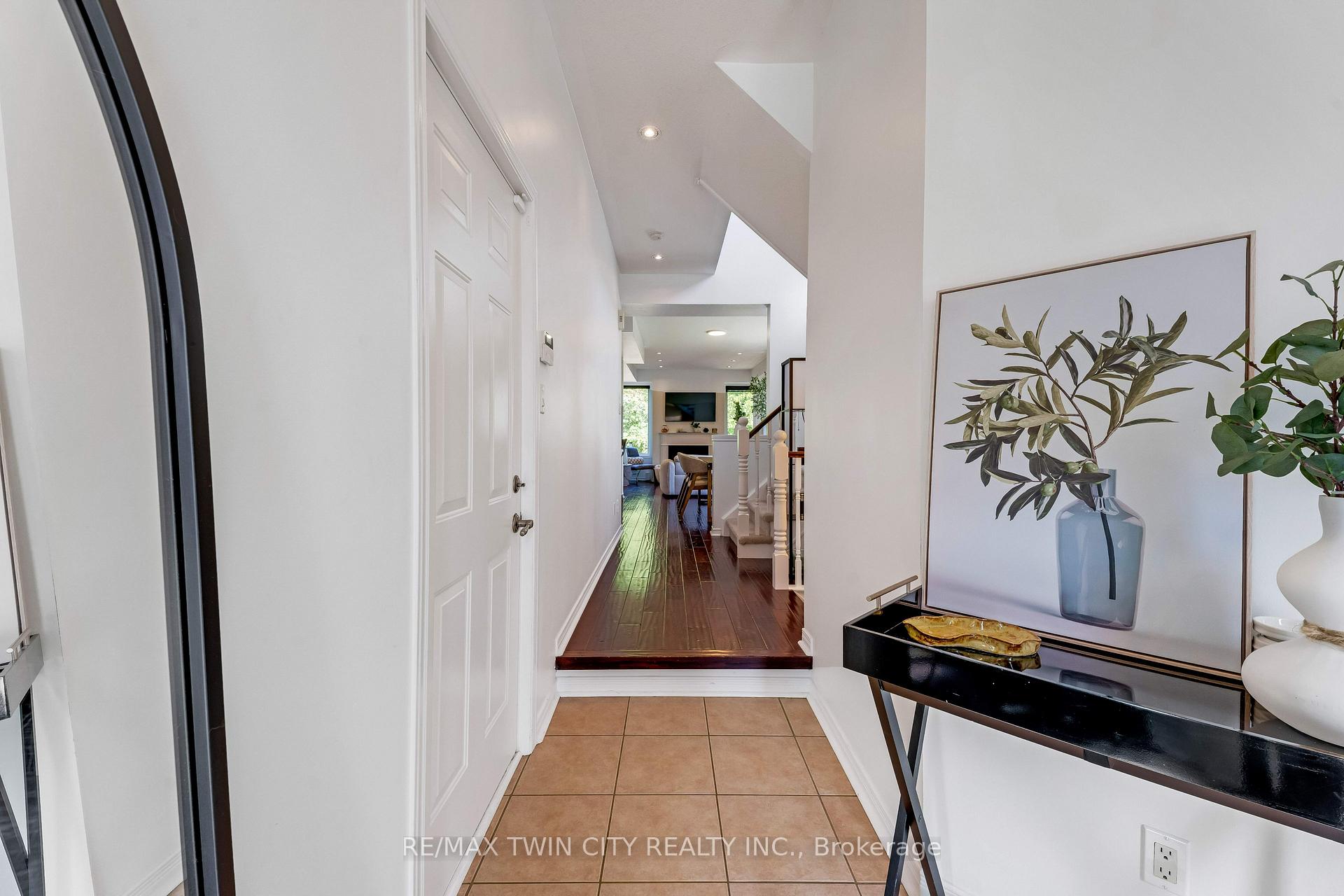 Photo 15 of Unit 10, 28 Doon Mills Drive, Kitchener, Doon South — HOMEH