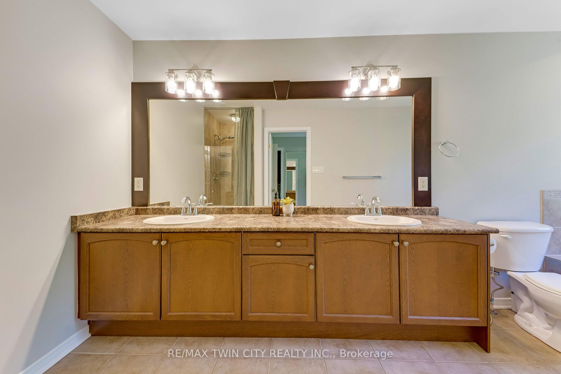 Photo 25 of Unit 10, 28 Doon Mills Drive, Kitchener, Doon South — HOMEH