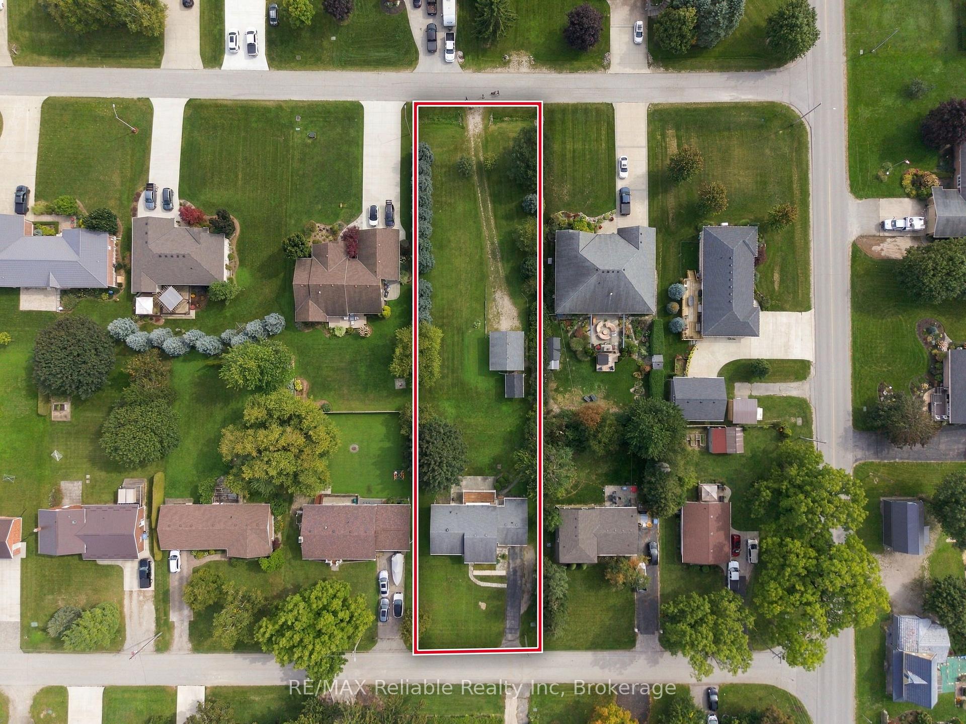 Photo 3 of 71 Kruse Drive, Huron East, Egmondville — HOMEH