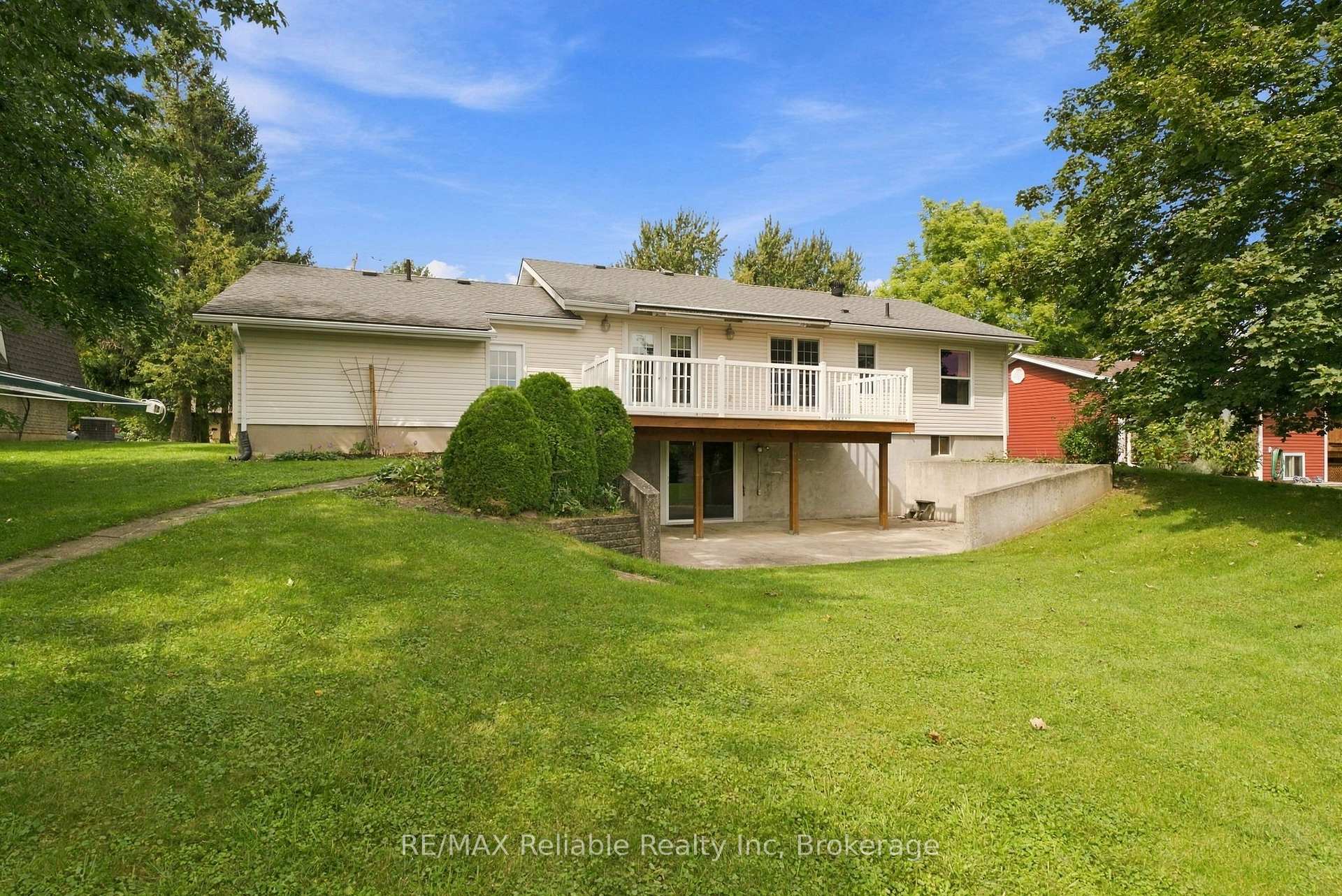 Photo 28 of 71 Kruse Drive, Huron East, Egmondville — HOMEH