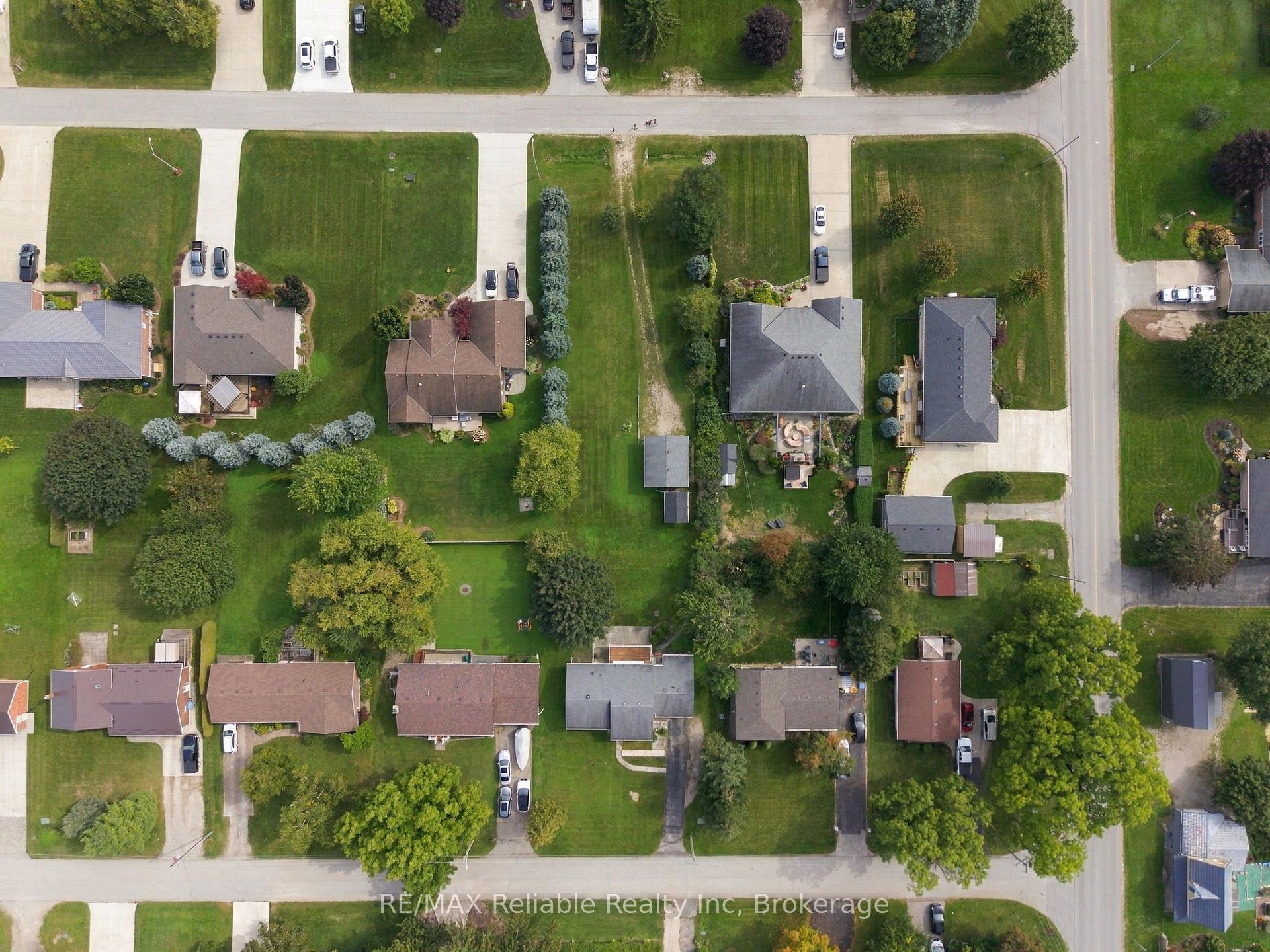 Photo 39 of 71 Kruse Drive, Huron East, Egmondville — HOMEH
