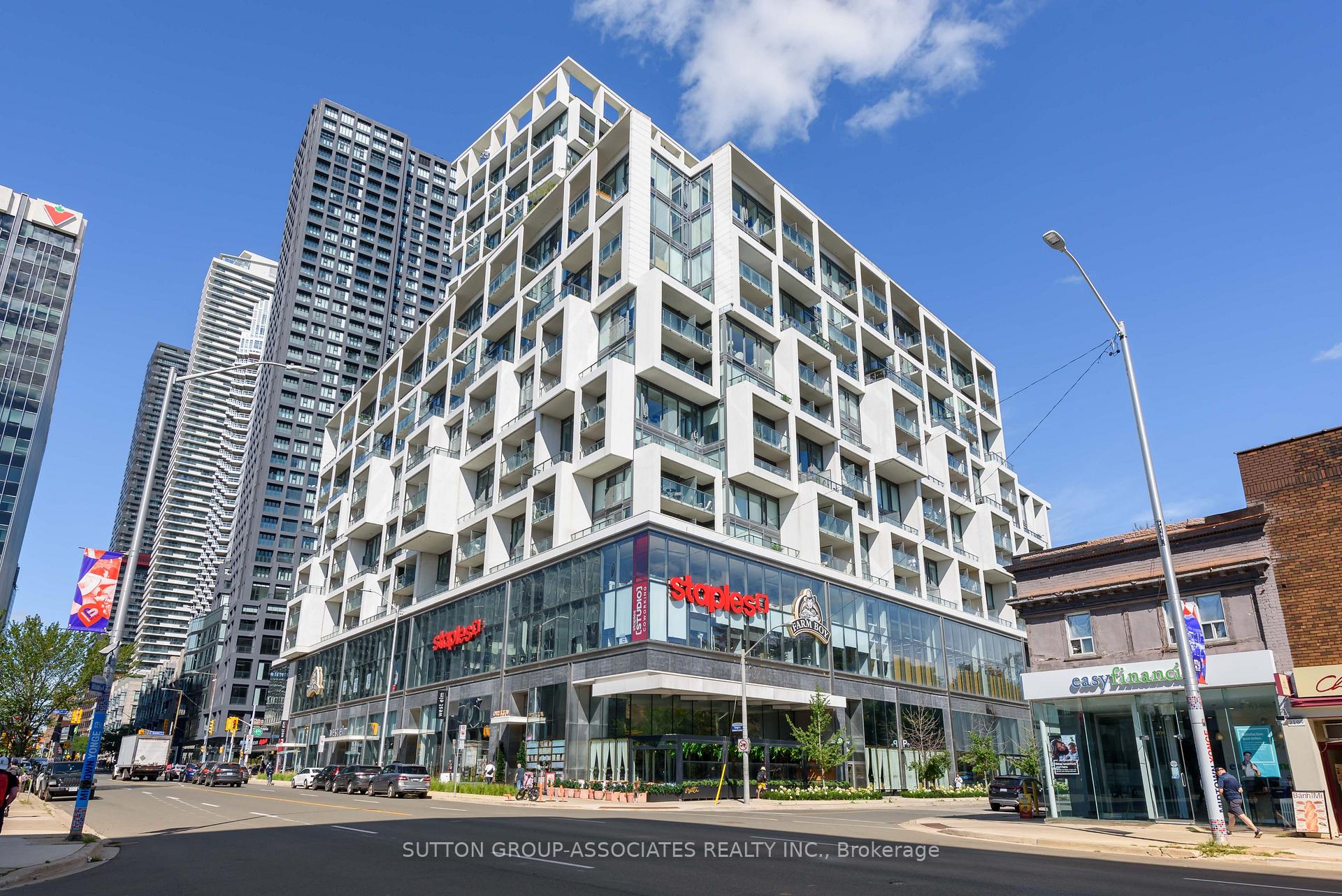 Front of Unit 832, 8 Hillsdale Avenue
