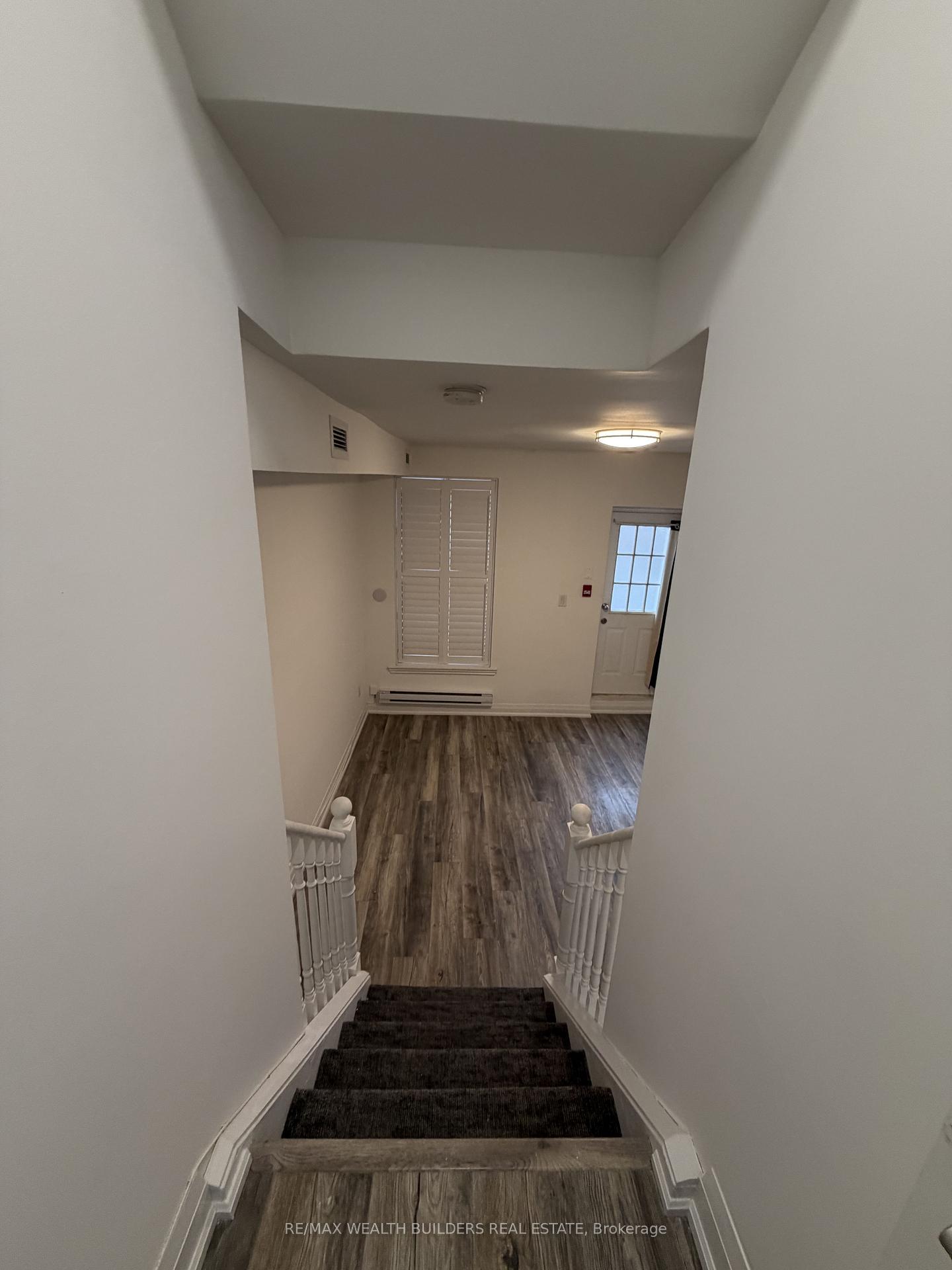 Photo 9 of Unit 4, 215 Jarvis Street, Toronto, Moss Park — HOMEH