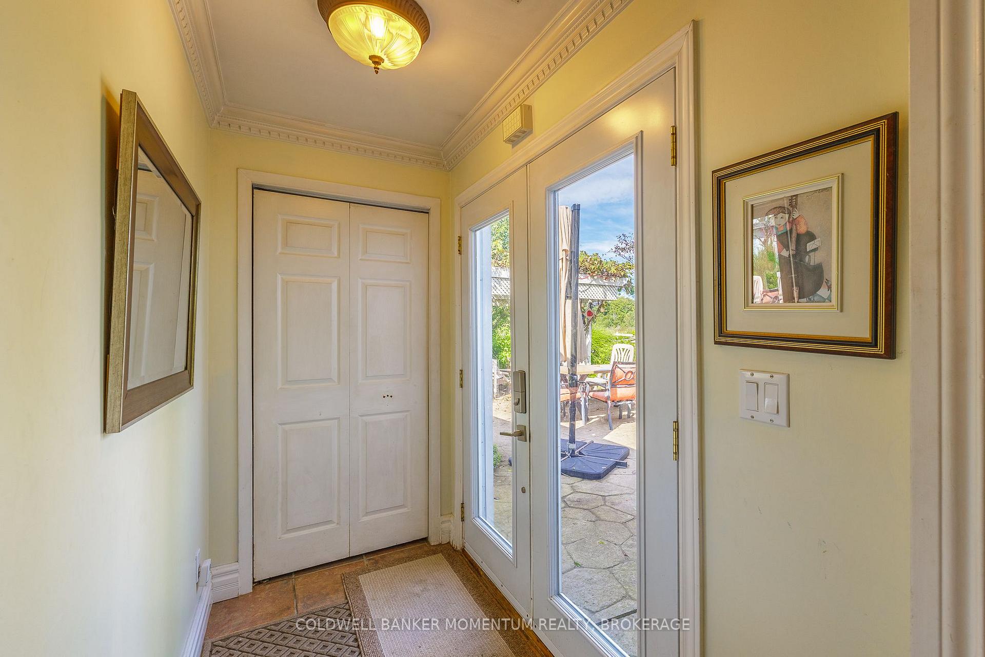 Photo 3 of 2742 Bennett Rd, Lincoln, Beamsville — HOMEH