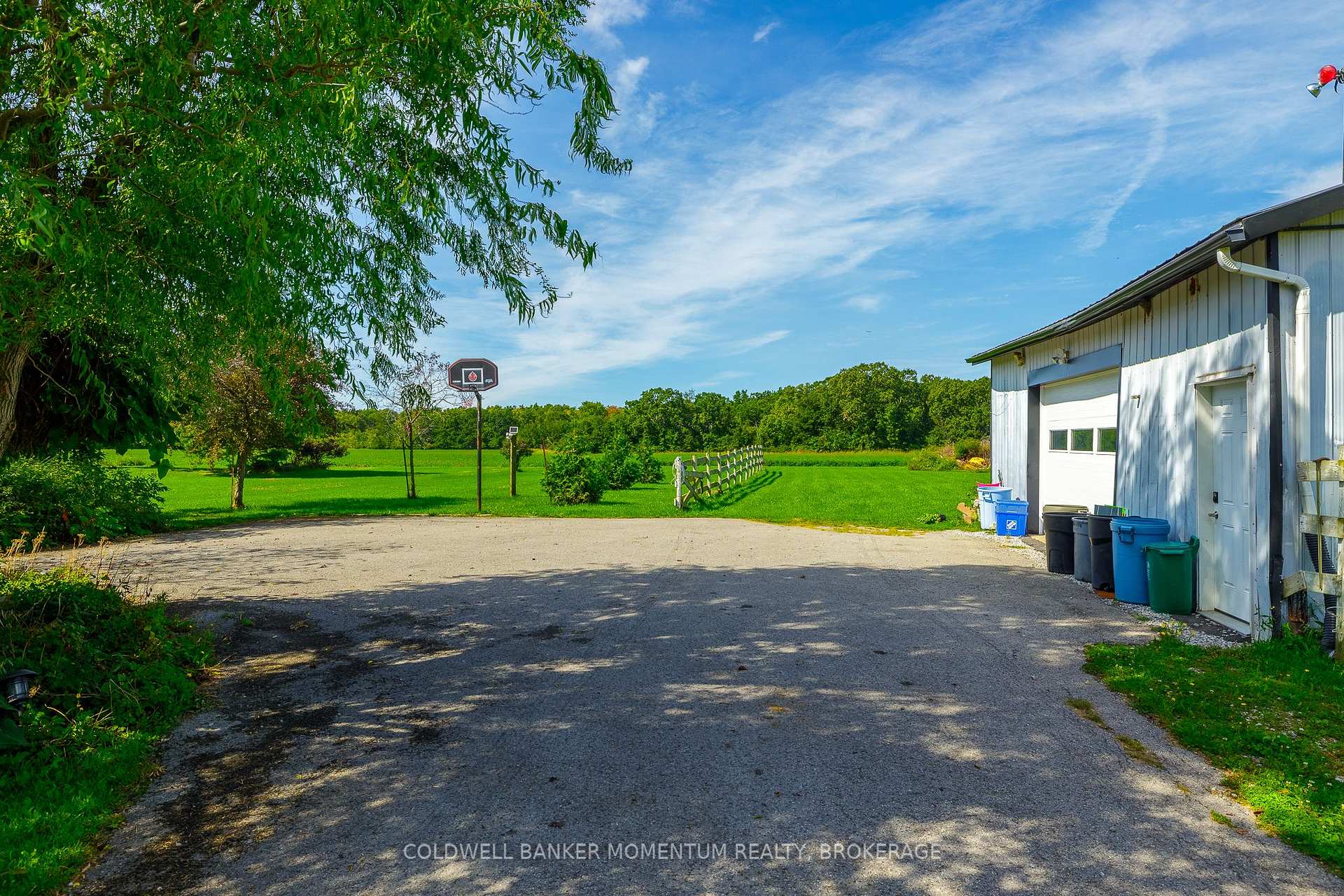 Photo 33 of 2742 Bennett Rd, Lincoln, Beamsville — HOMEH