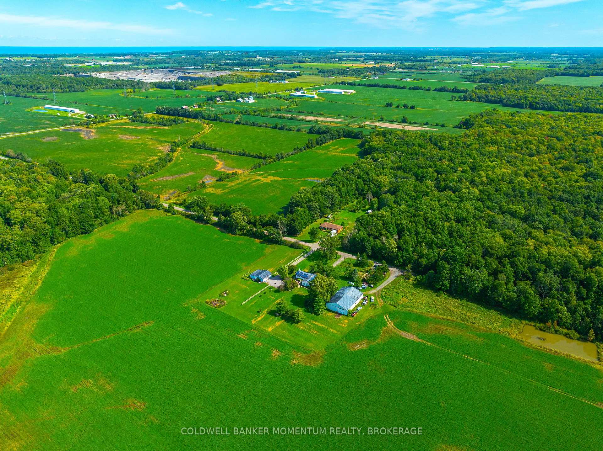 Photo 48 of 2742 Bennett Rd, Lincoln, Beamsville — HOMEH