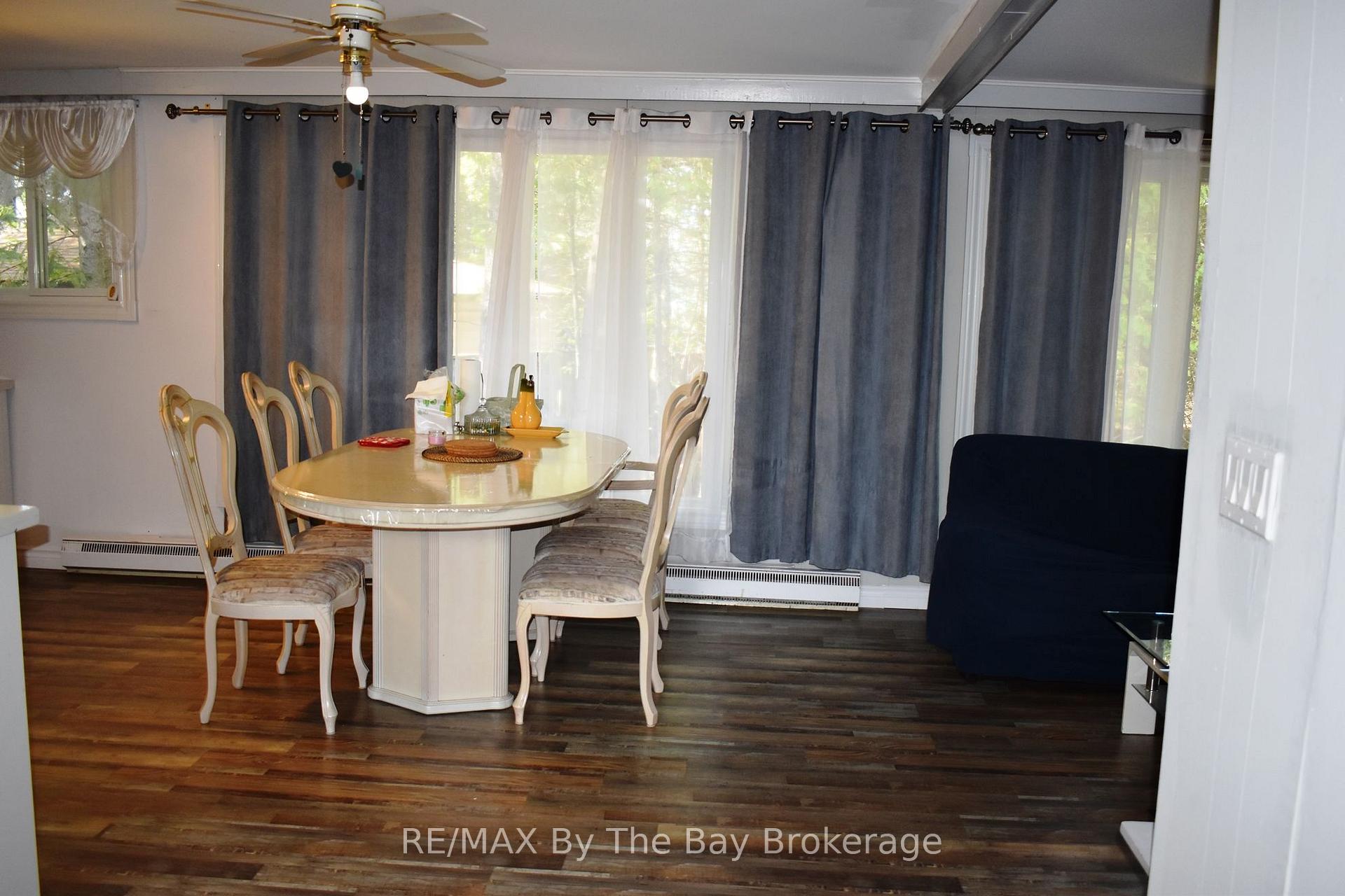 Photo 7 of 16 Albert Street, Wasaga Beach — HOMEH
