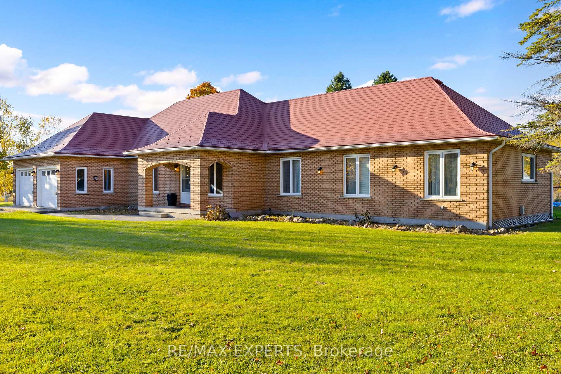 Photo 19 of 5188 Highway 26 W, Clearview, Rural Clearview — HOMEH
