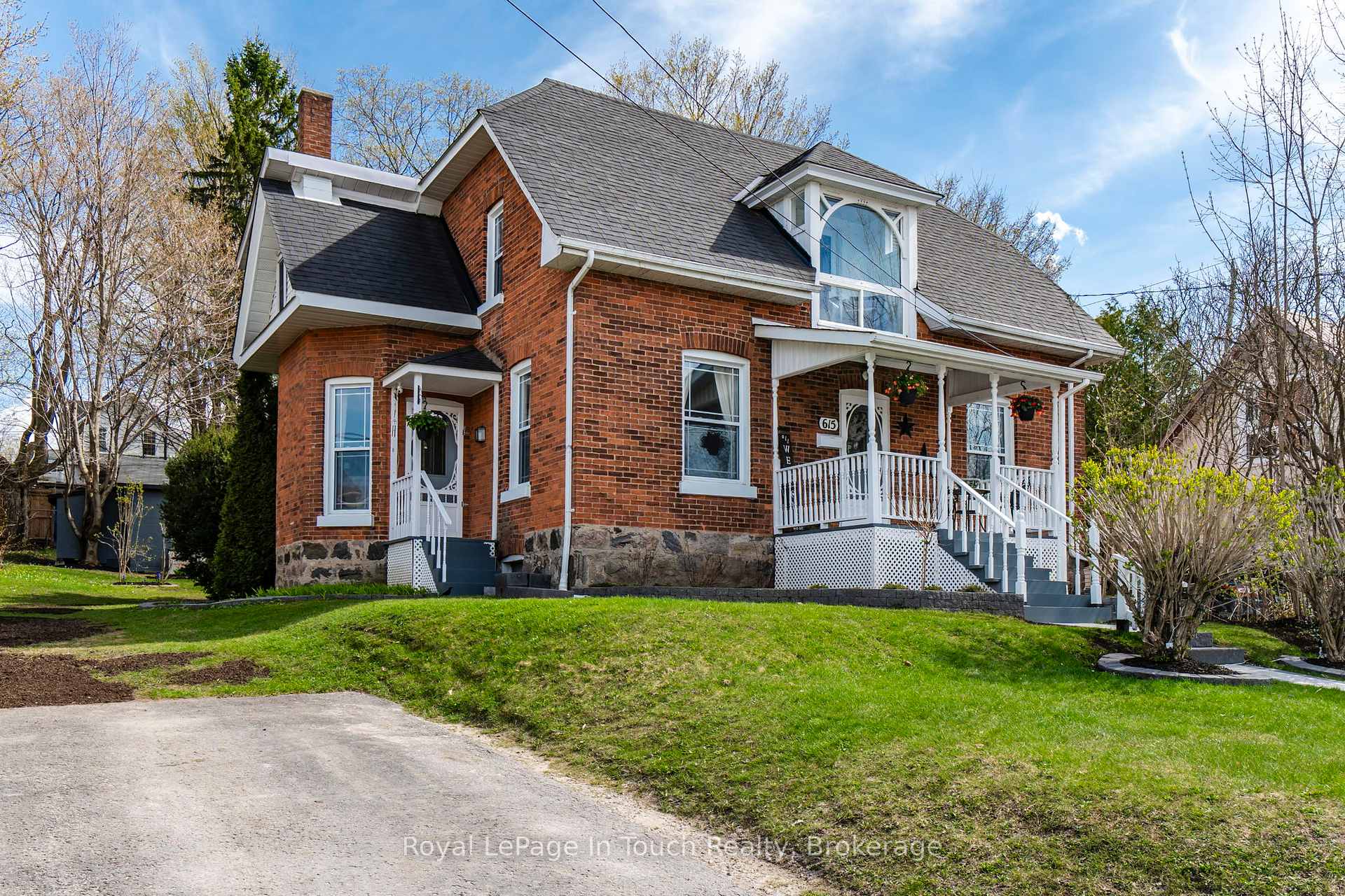 Photo of 615 Bay Street