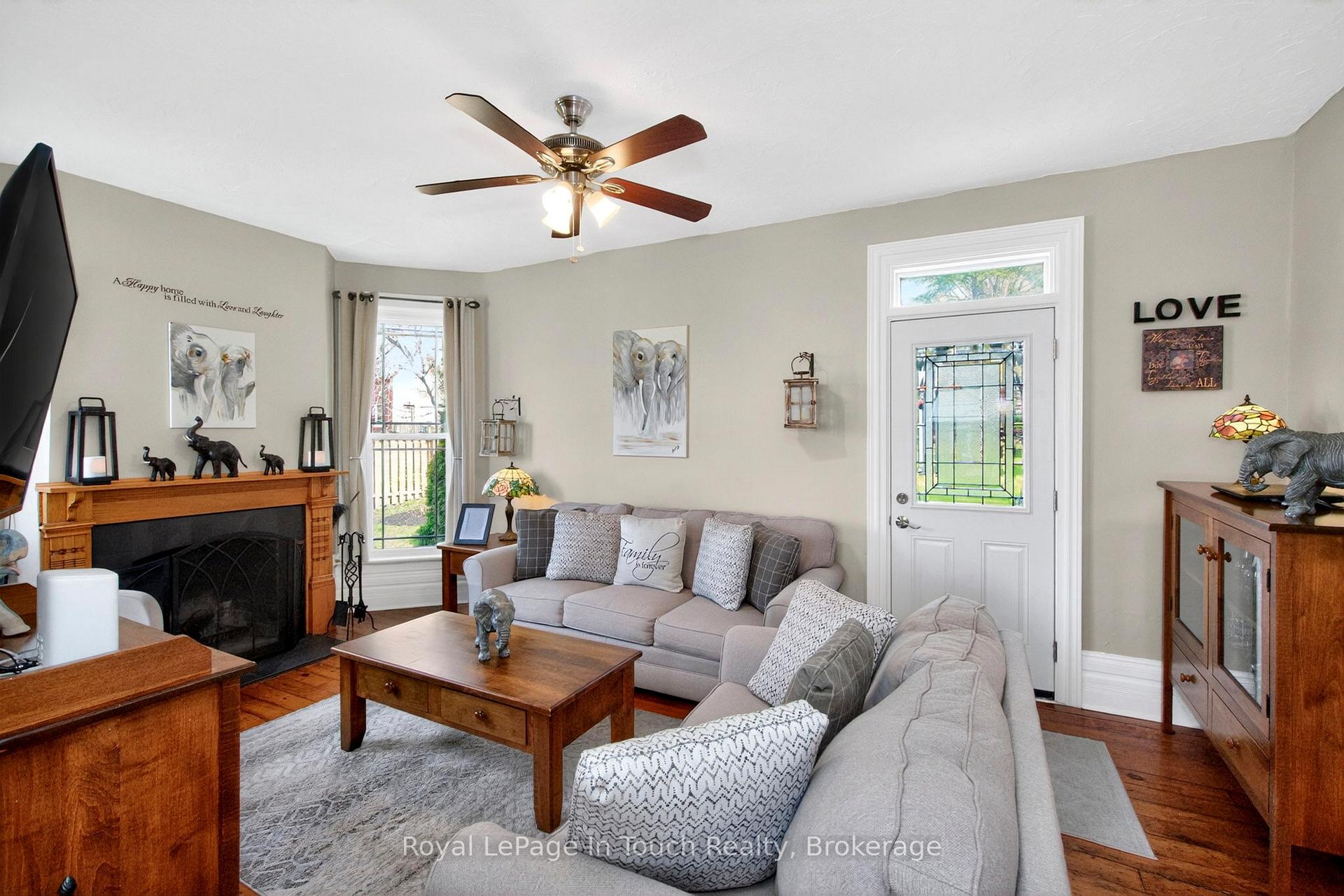 Photo 9 of 615 Bay Street, Midland — HOMEH