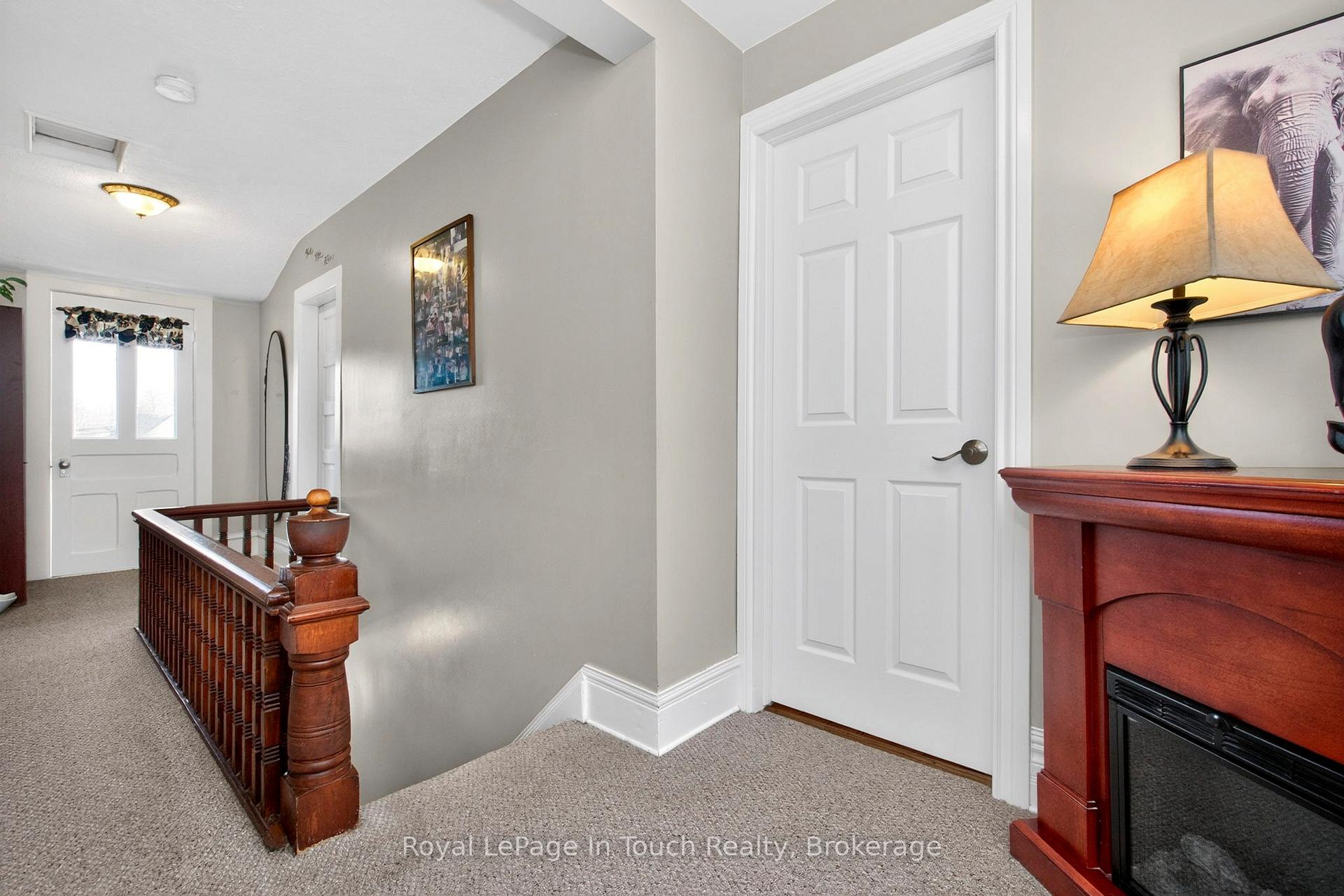 Photo 17 of 615 Bay Street, Midland — HOMEH