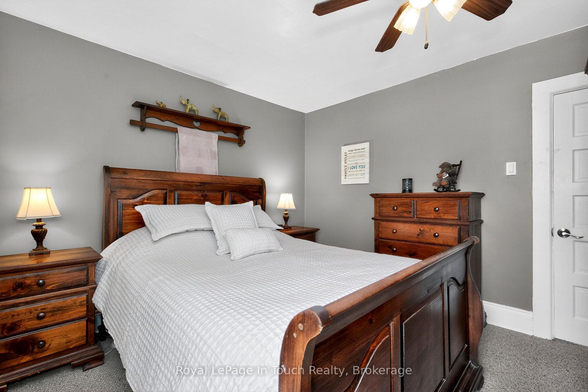 Photo 18 of 615 Bay Street, Midland — HOMEH