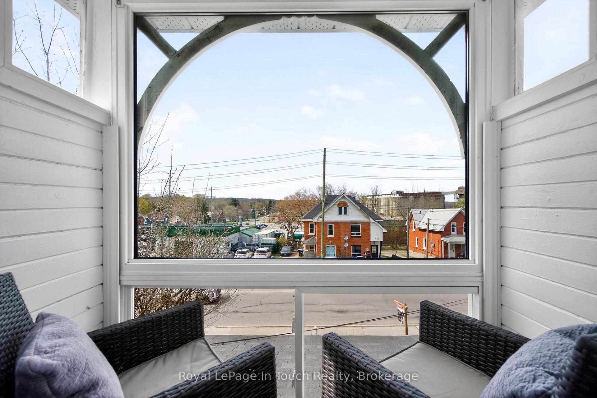 Photo 24 of 615 Bay Street, Midland — HOMEH