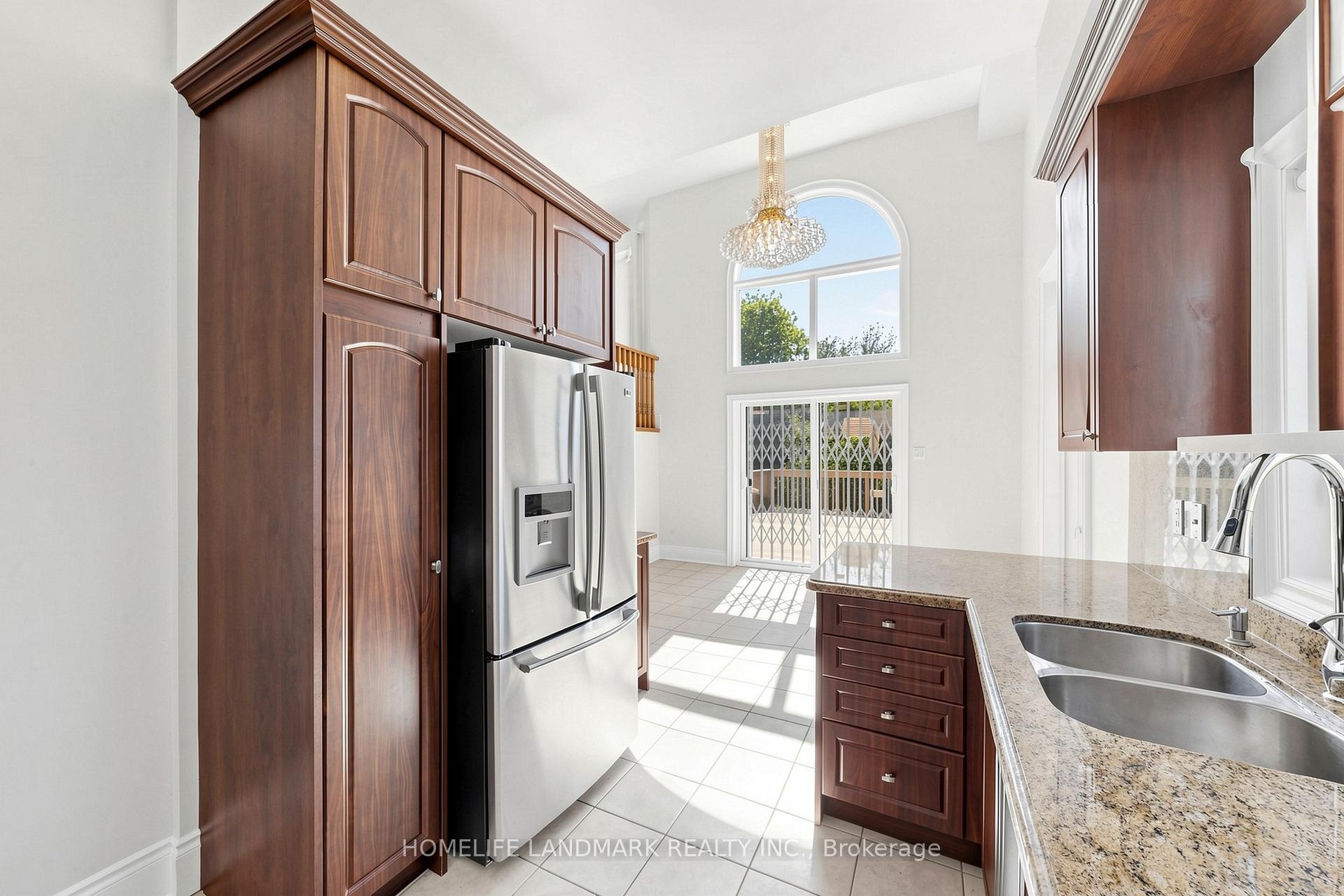 Photo 9 of 209 Redstone Road, Richmond Hill, Rouge Woods — HOMEH