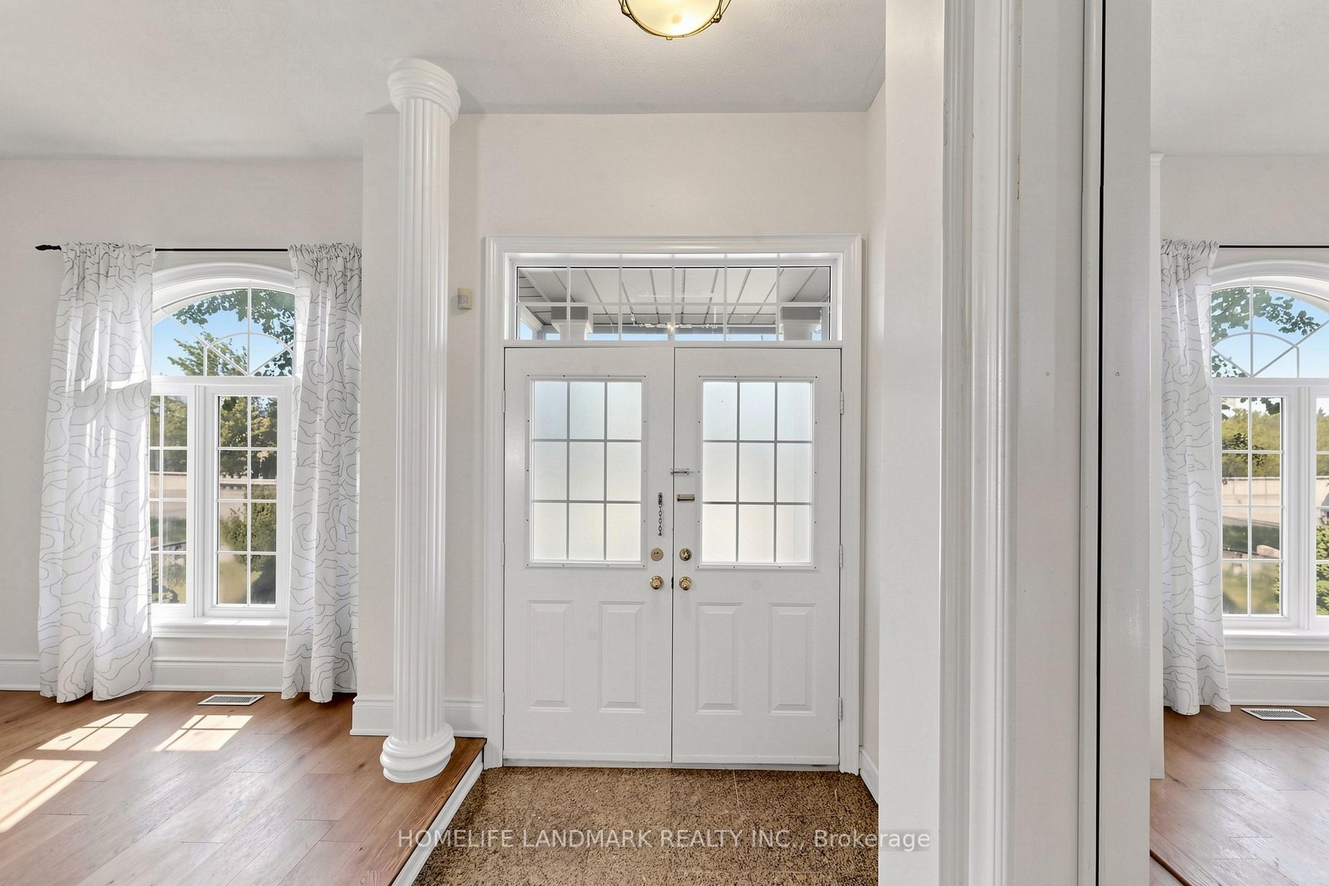 Photo 15 of 209 Redstone Road, Richmond Hill, Rouge Woods — HOMEH