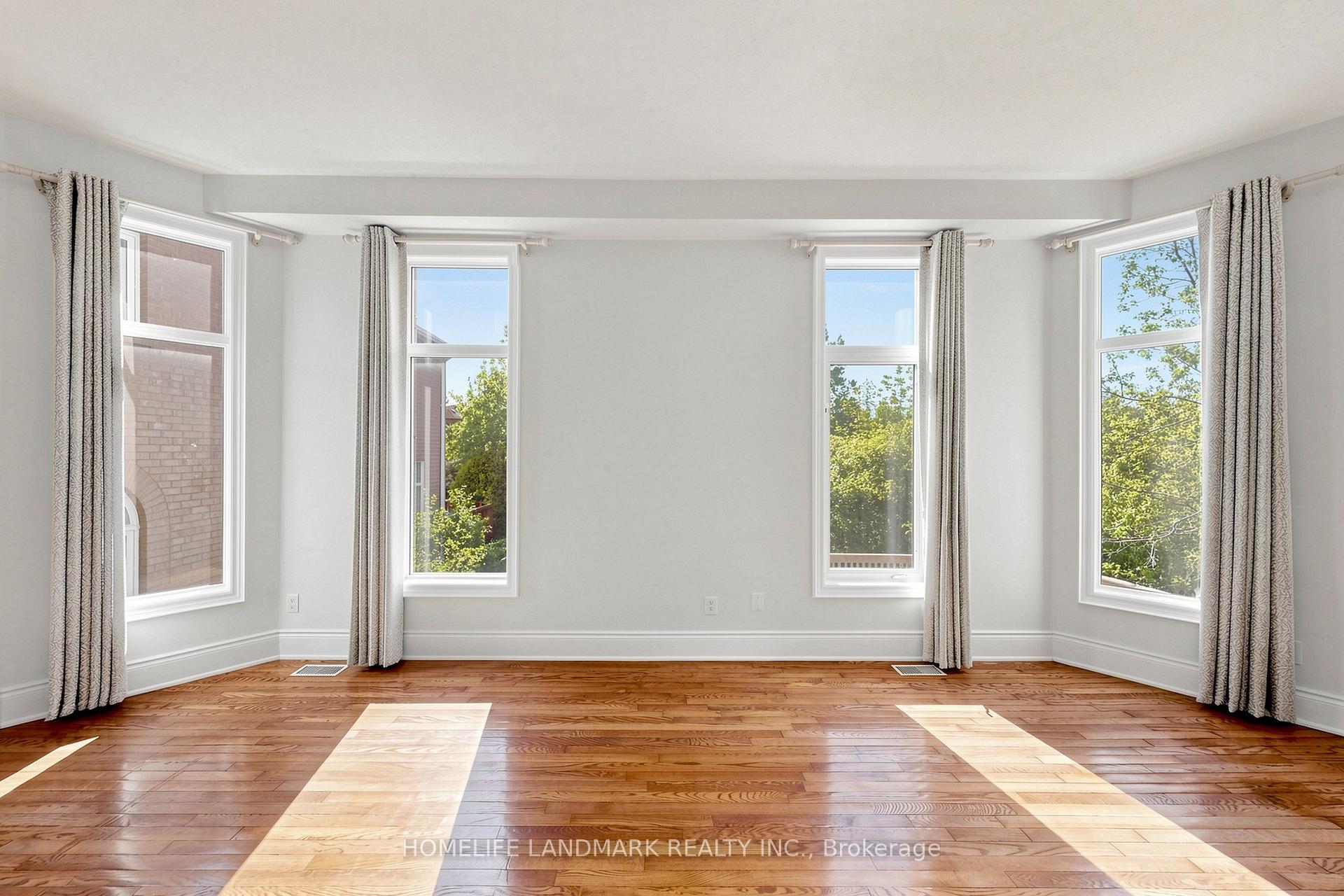 Photo 17 of 209 Redstone Road, Richmond Hill, Rouge Woods — HOMEH