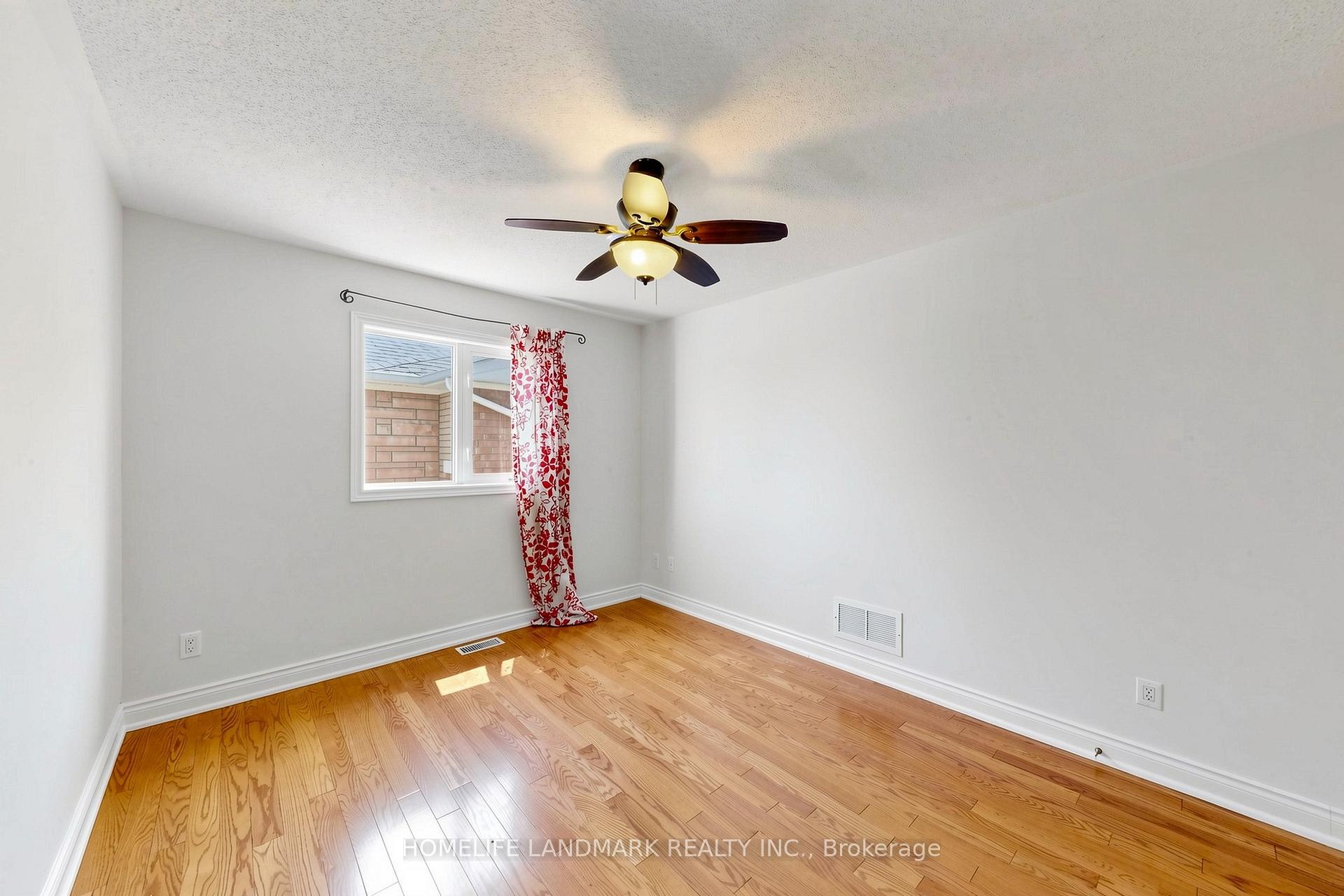 Photo 22 of 209 Redstone Road, Richmond Hill, Rouge Woods — HOMEH
