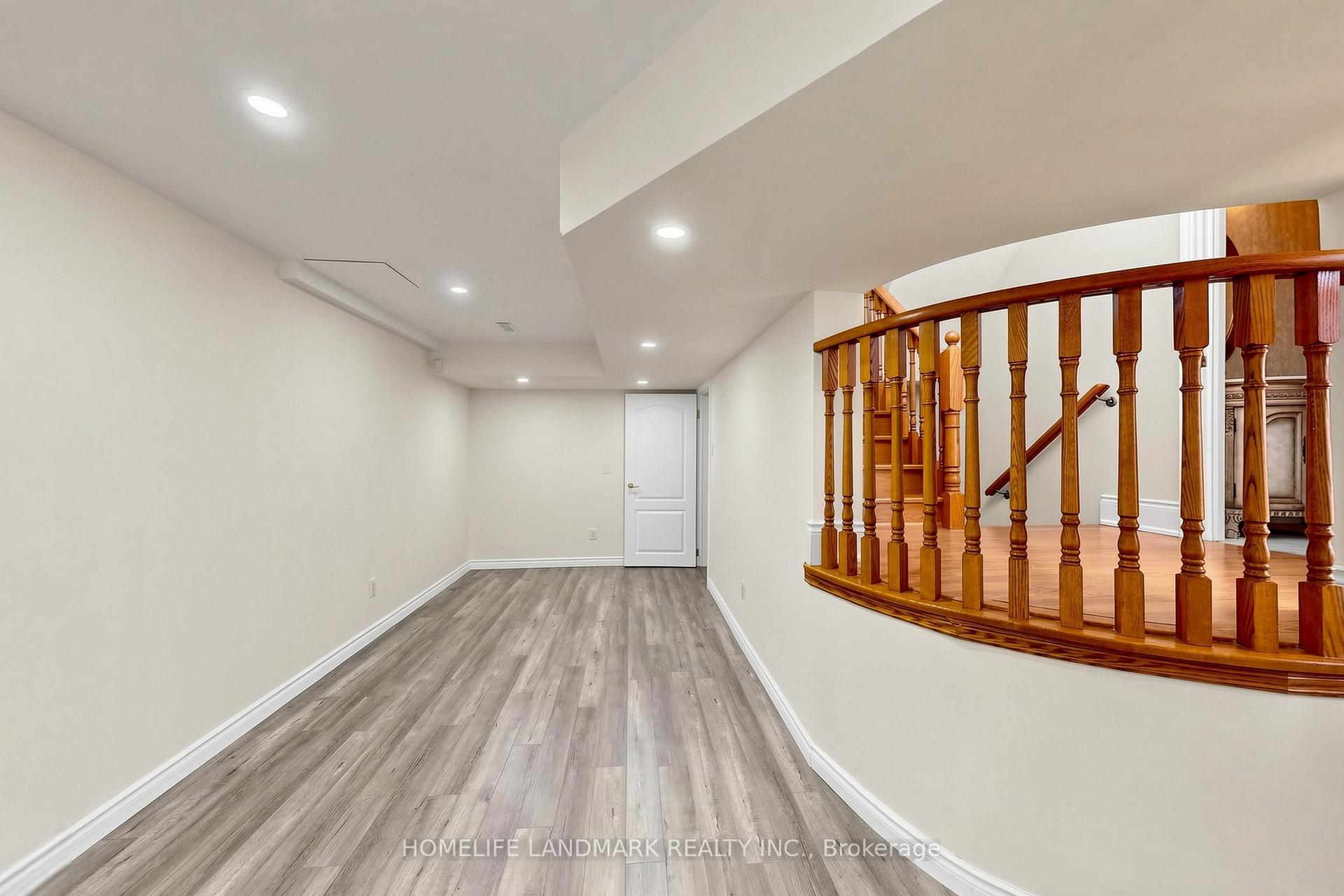 Photo 37 of 209 Redstone Road, Richmond Hill, Rouge Woods — HOMEH