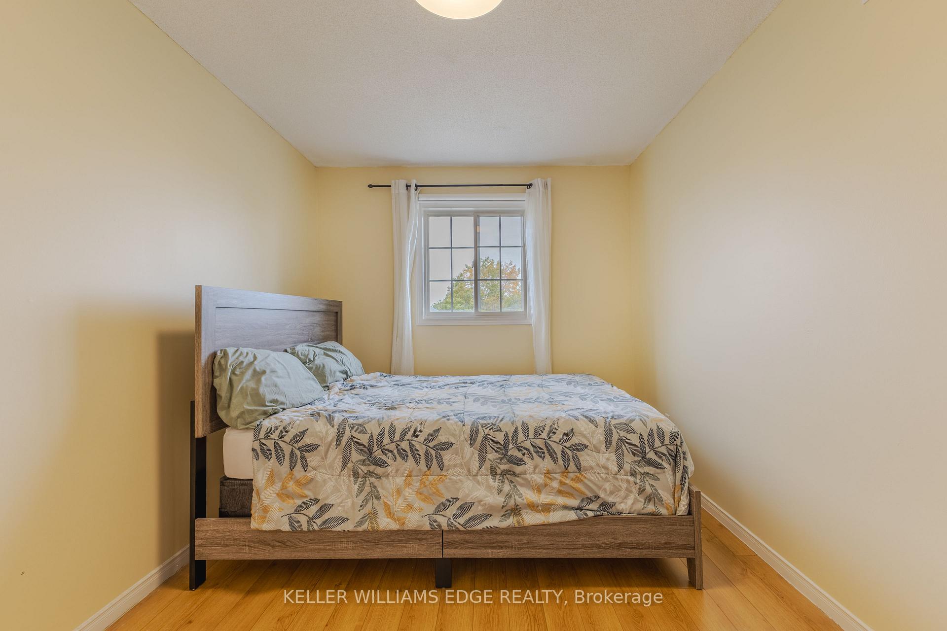 Photo 10 of Unit #32, 10 Cadham Boulevard, Hamilton, Broughton — HOMEH
