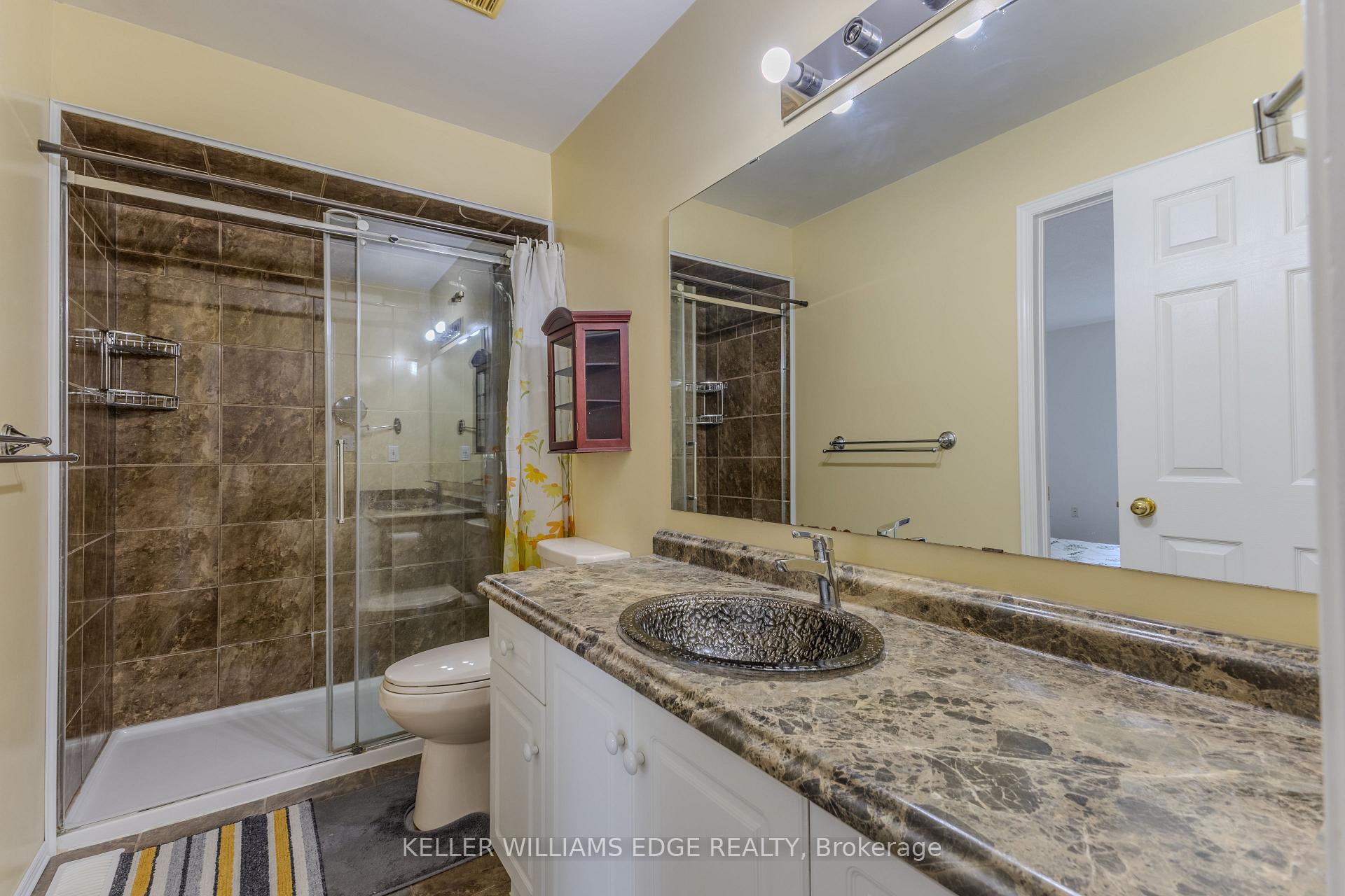 Photo 18 of Unit #32, 10 Cadham Boulevard, Hamilton, Broughton — HOMEH