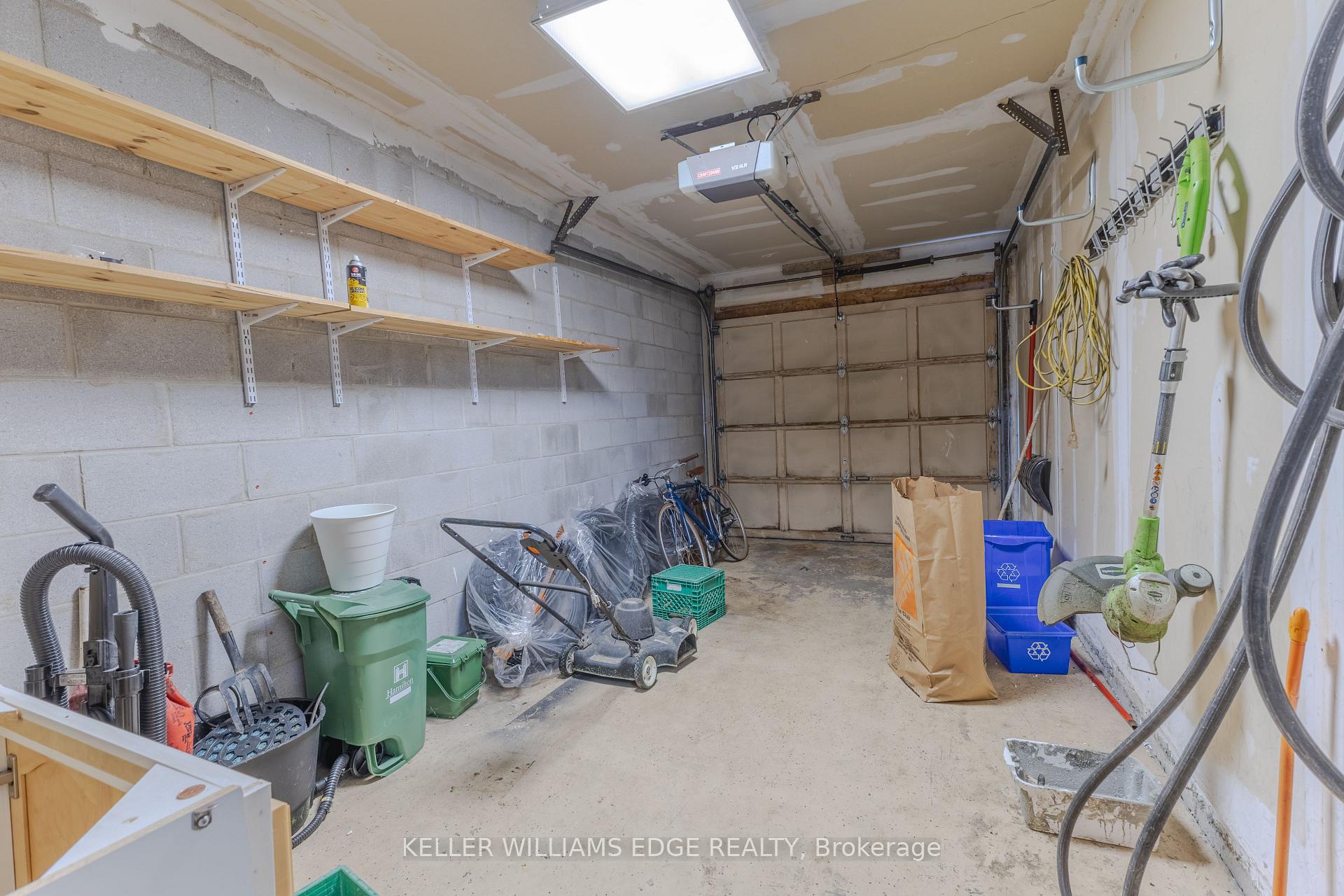 Photo 25 of Unit #32, 10 Cadham Boulevard, Hamilton, Broughton — HOMEH