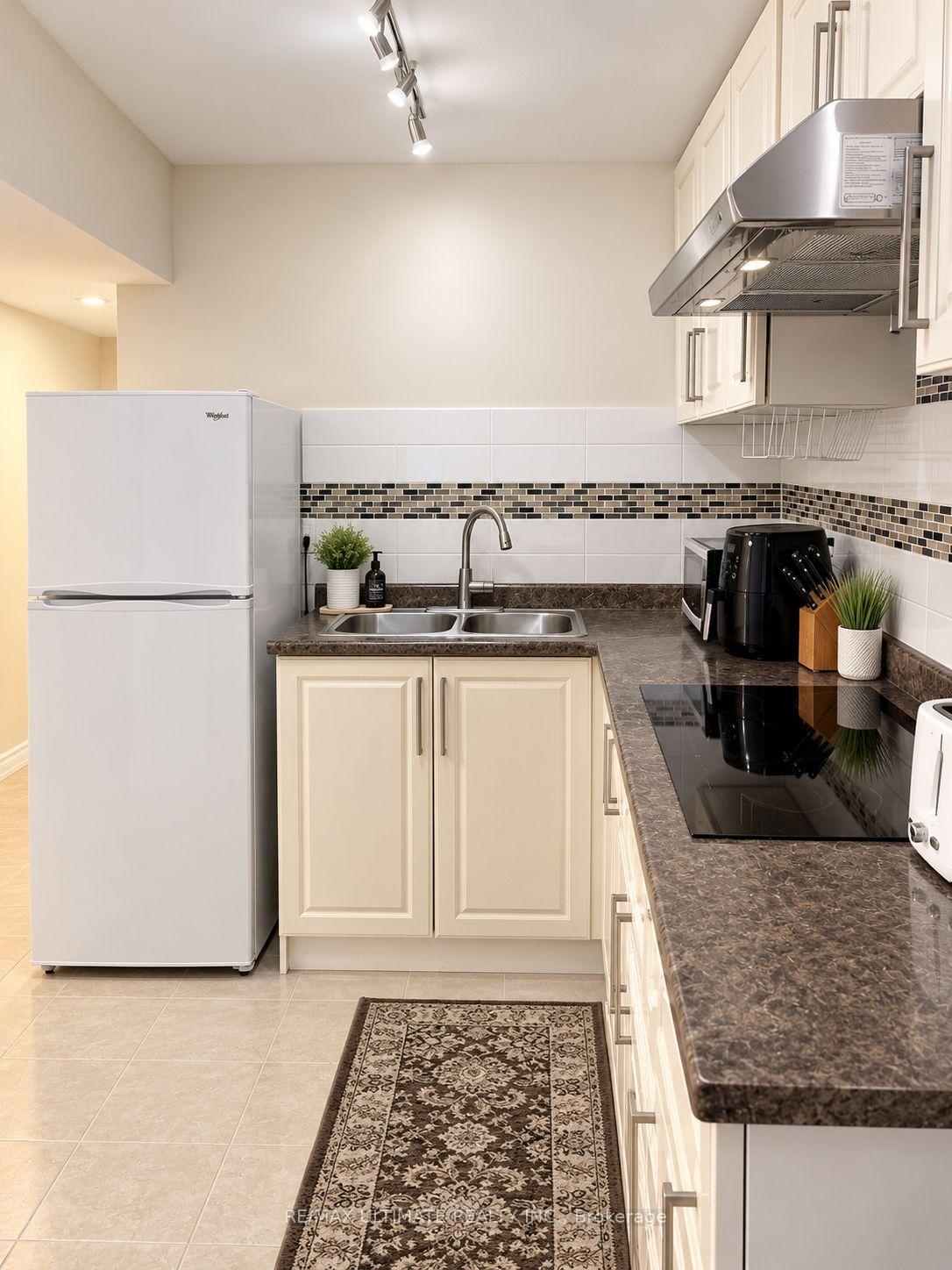 Photo 5 of Unit Basement, 151 Centennial Road, Scarborough, Centennial Scarborough — HOMEH