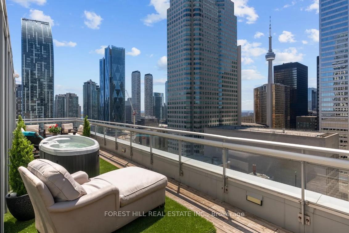 Photo 14 of Unit PH2701, 8 Colborne Street, Toronto, Church-Yonge Corridor — HOMEH