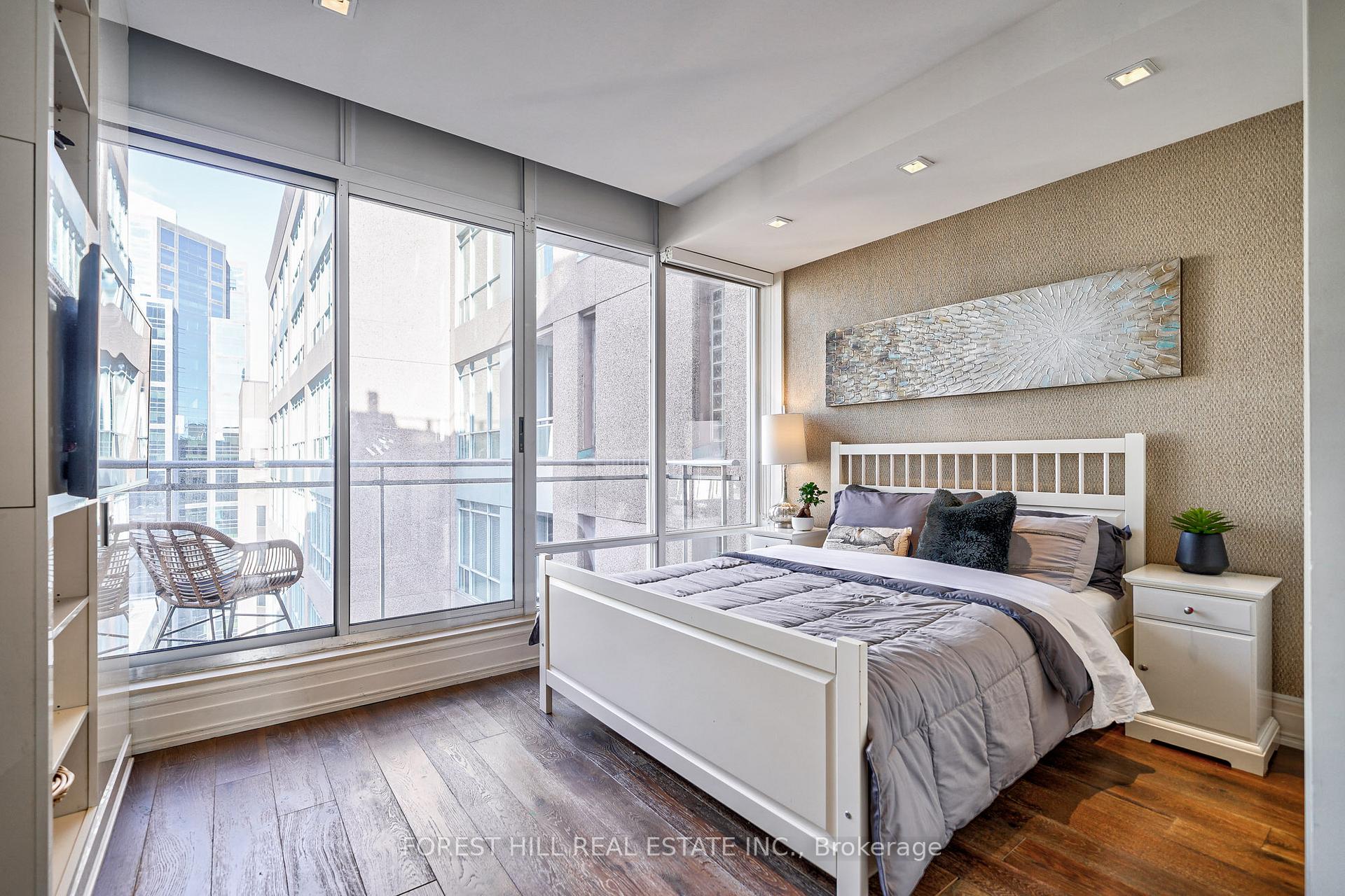 Photo 22 of Unit PH2701, 8 Colborne Street, Toronto, Church-Yonge Corridor — HOMEH
