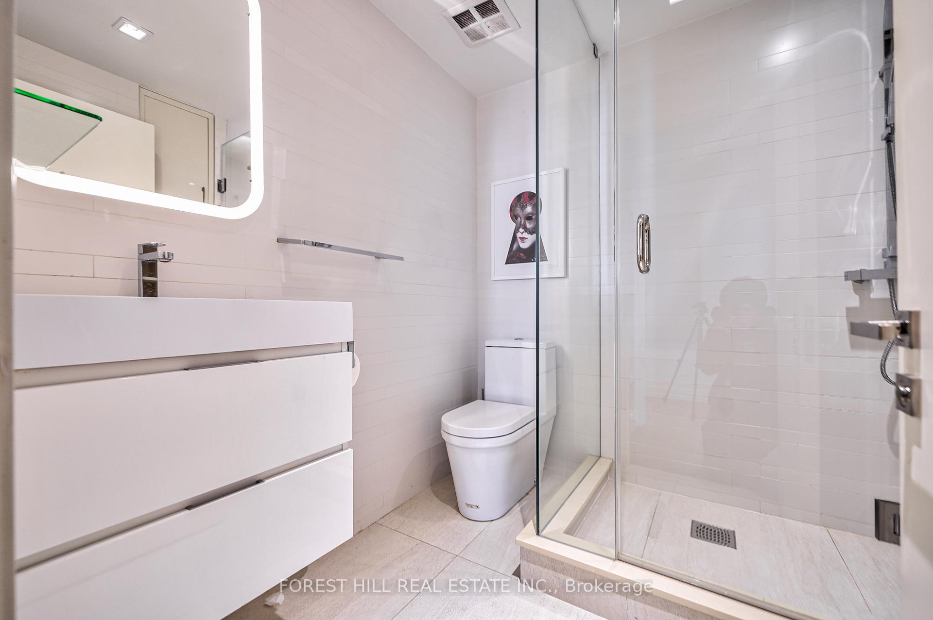 Photo 27 of Unit PH2701, 8 Colborne Street, Toronto, Church-Yonge Corridor — HOMEH