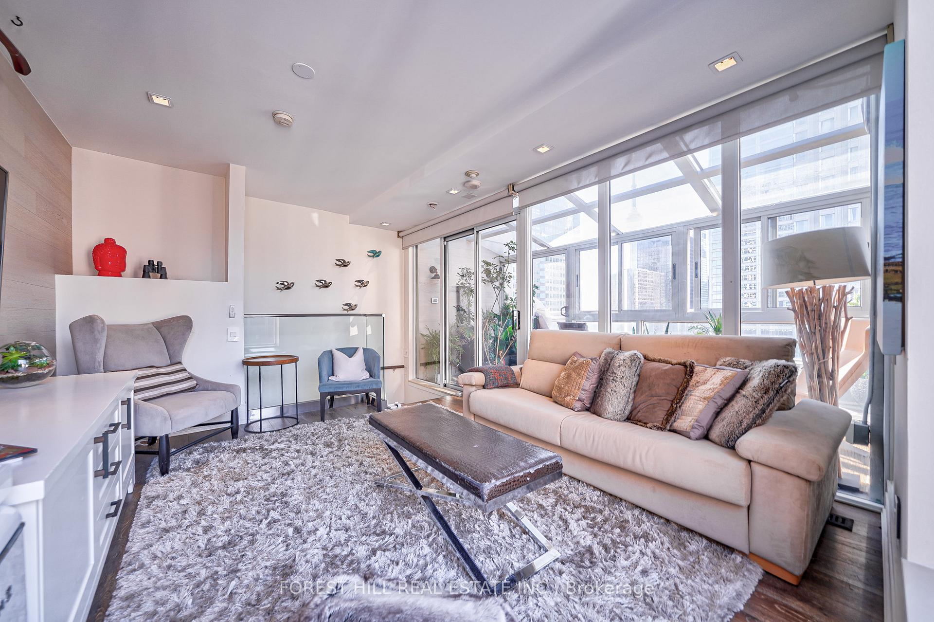 Photo 31 of Unit PH2701, 8 Colborne Street, Toronto, Church-Yonge Corridor — HOMEH