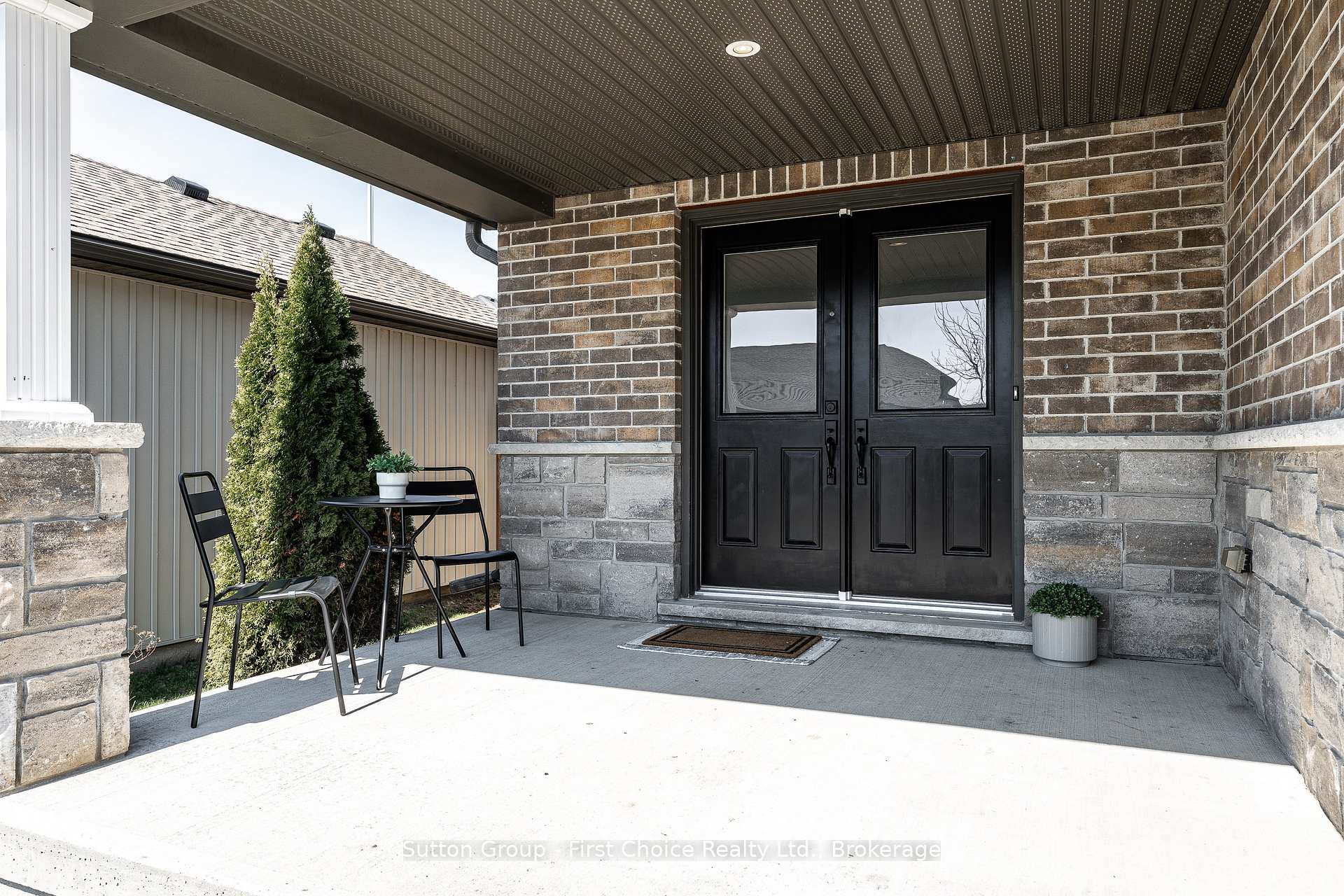 Photo 4 of 59 Bradshaw Drive, Stratford — HOMEH