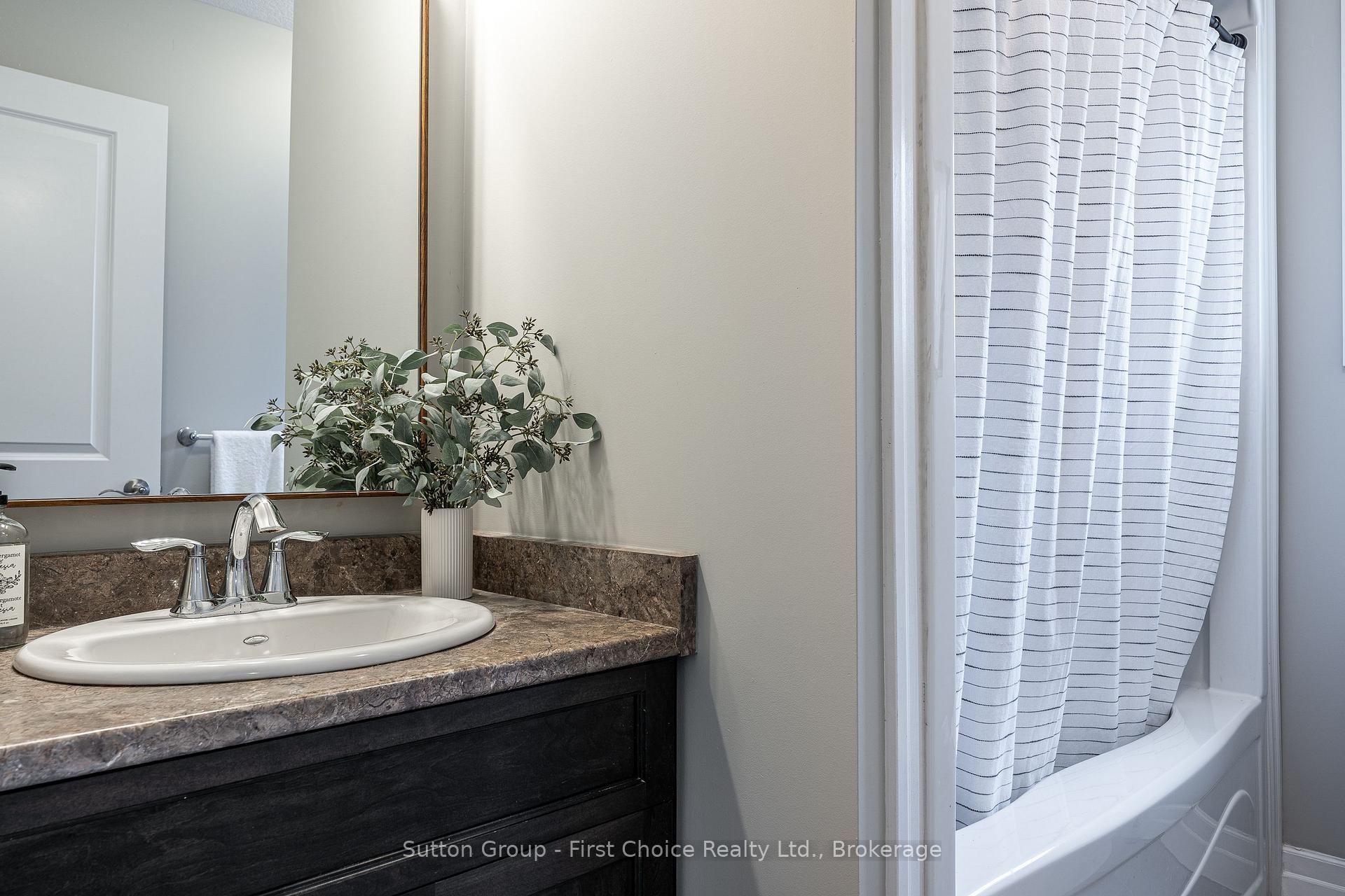 Photo 33 of 59 Bradshaw Drive, Stratford — HOMEH