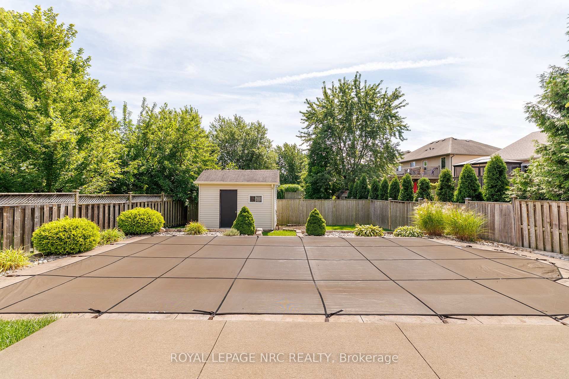 Photo 9 of 8532 Heikoop Crescent, Niagara Falls, Forestview — HOMEH
